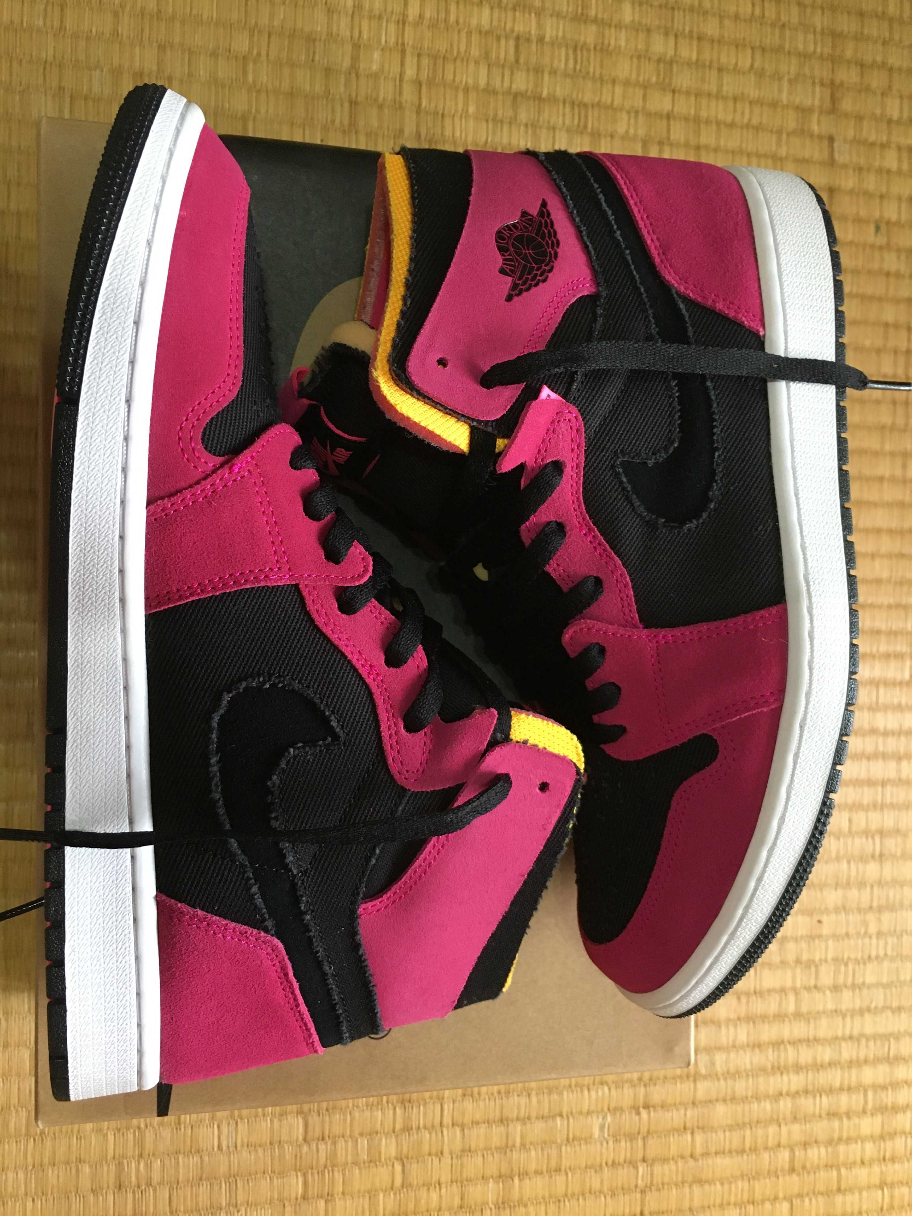 Nike Air Jordan 1 High Zoom Air Comfort "Fireberry"