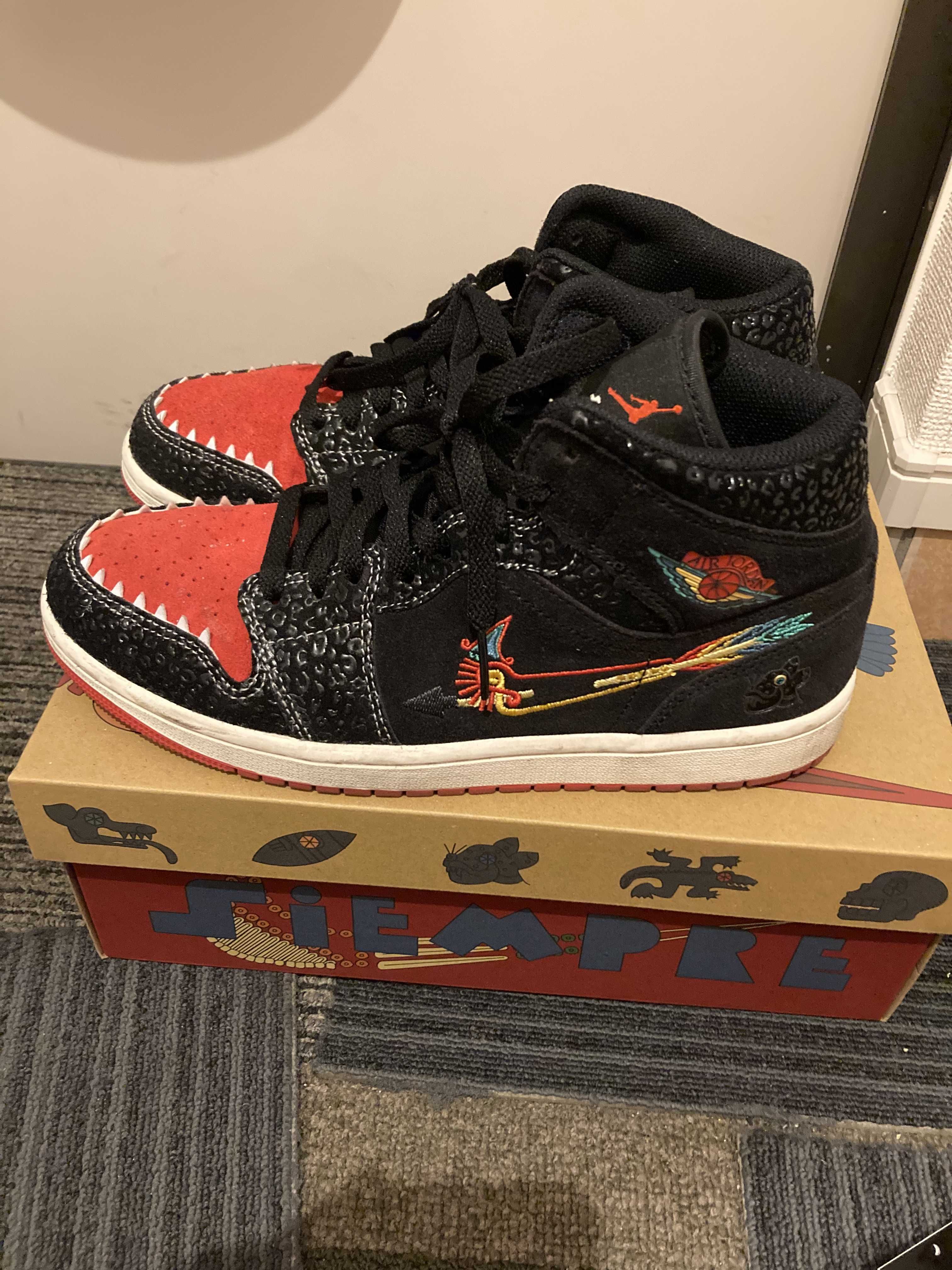 Nike Air Jordan 1 Mid "Siempre Familia"