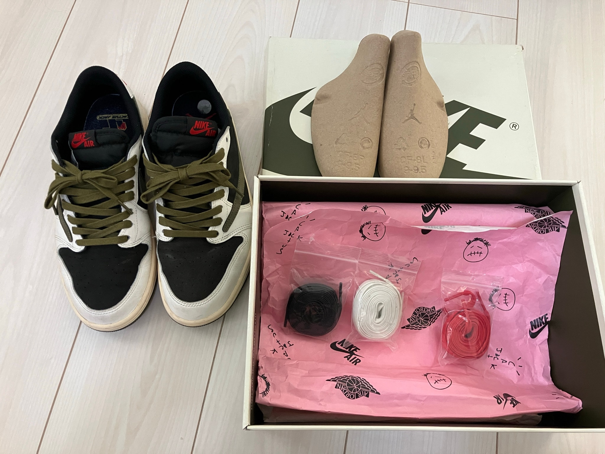 Travis Scott × Nike Women's Air Jordan 1 Low OG "Medium Olive"