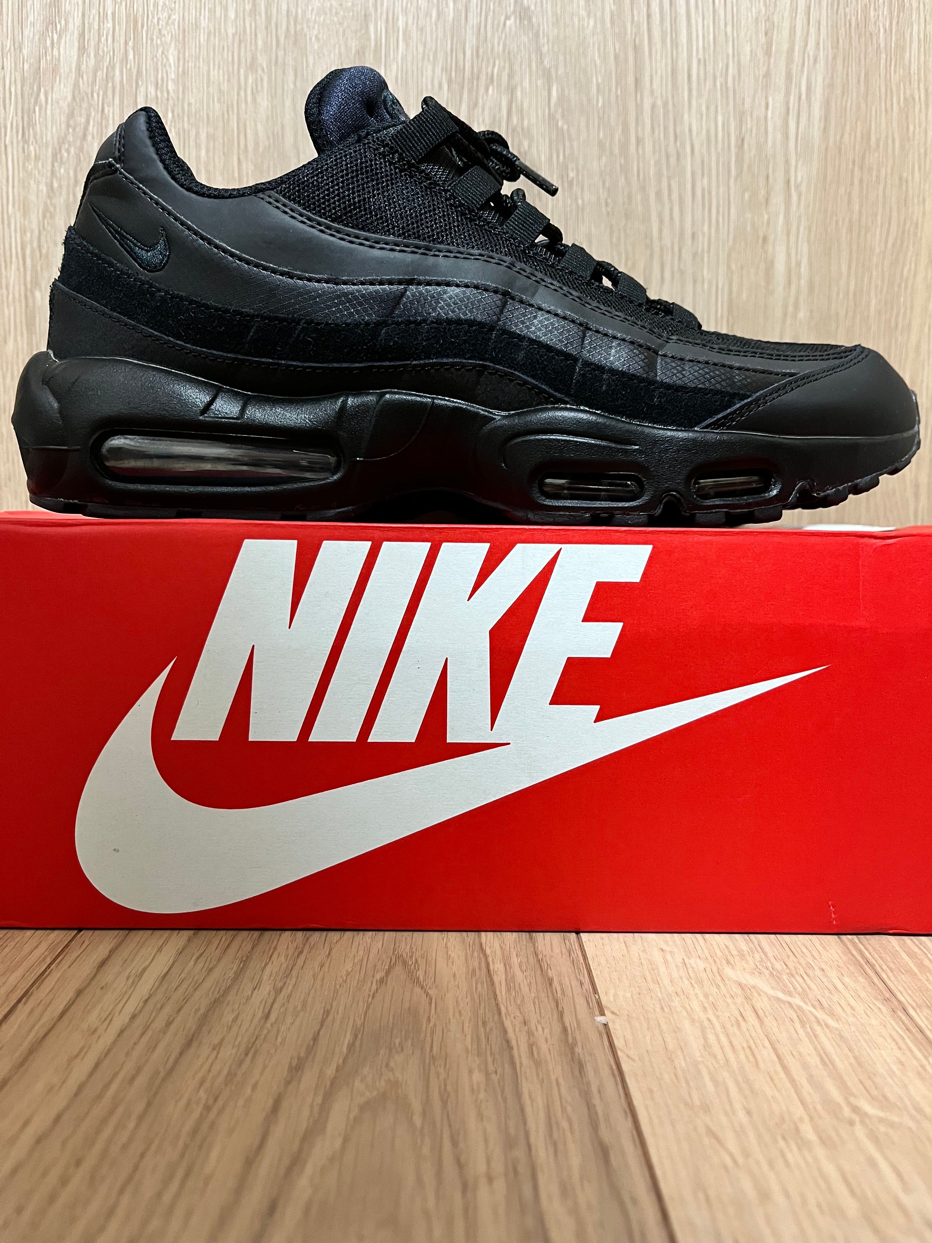 Nike Air Max 95 Essential "Black/Dark Grey/Black"