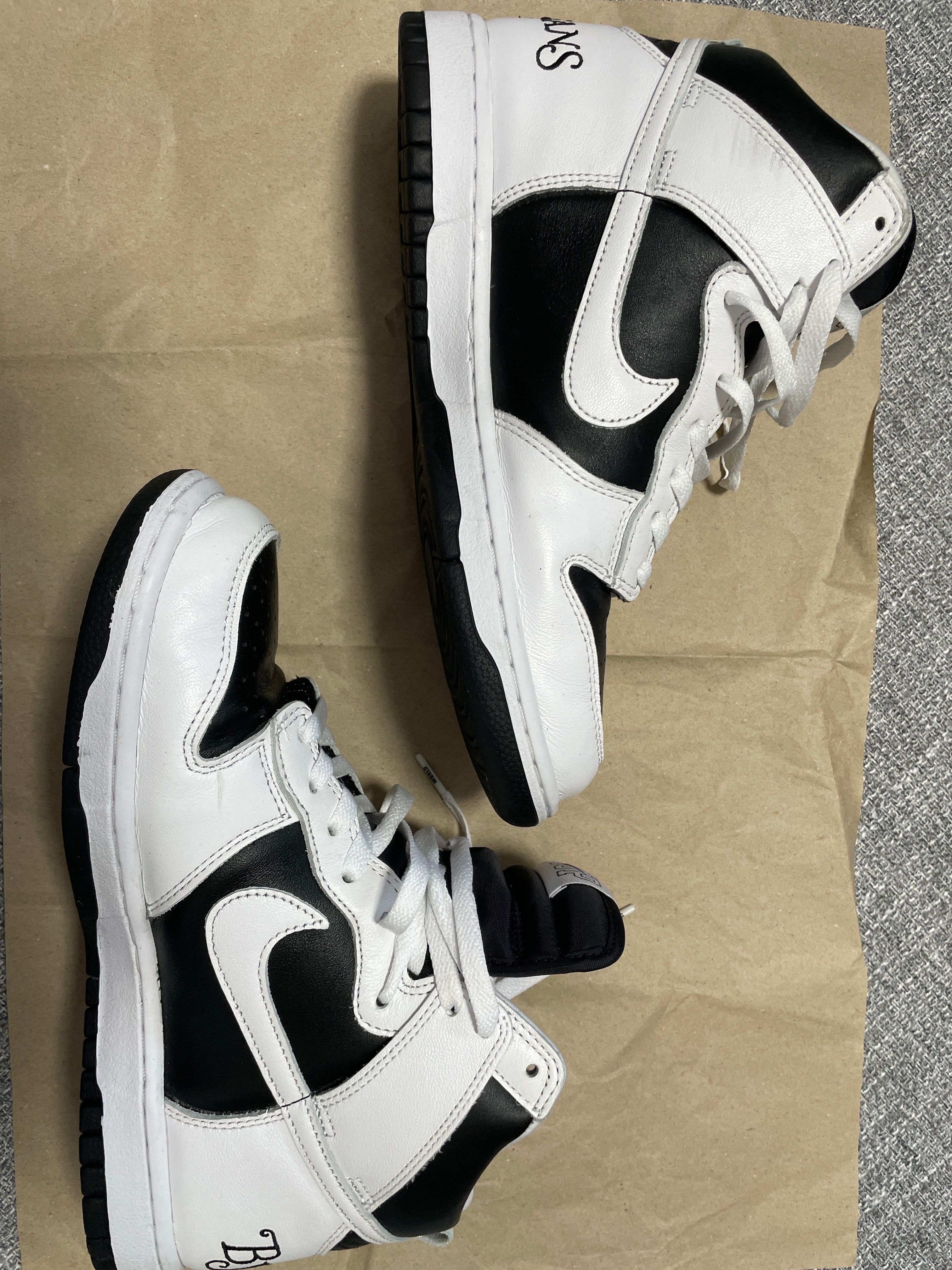 Supreme × Nike SB Dunk High By Any Means "White Black"