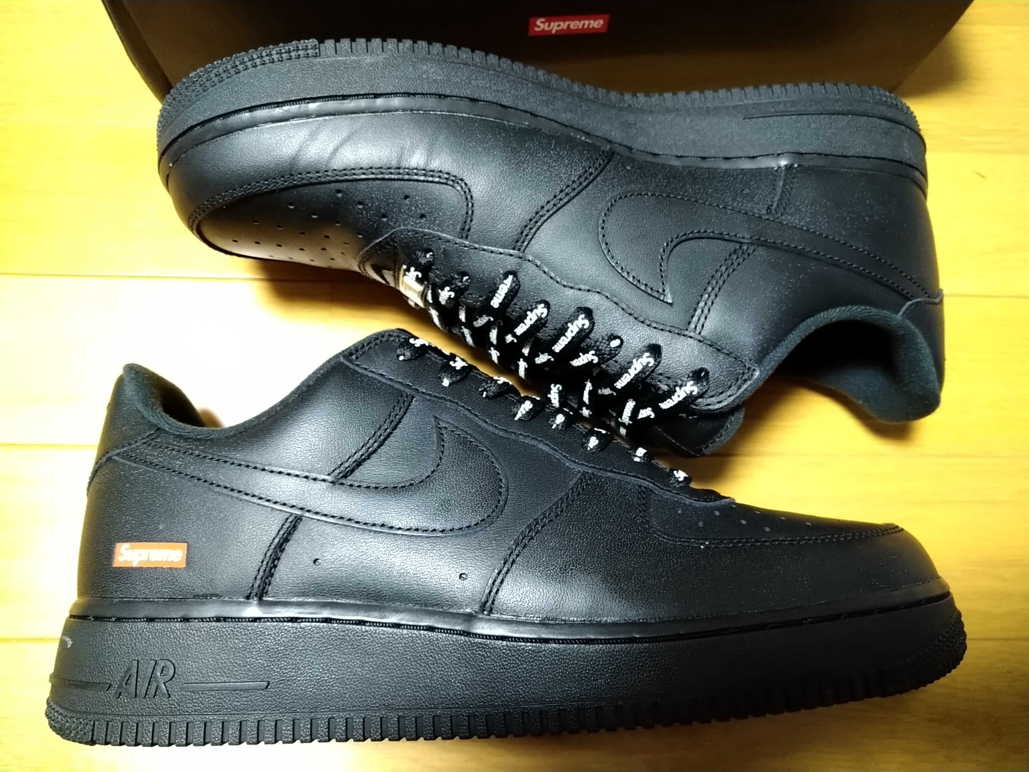 Supreme × Nike Air Force 1 Low "Black"