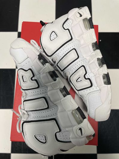 Nike Women's Air More Uptempo "White/Black"