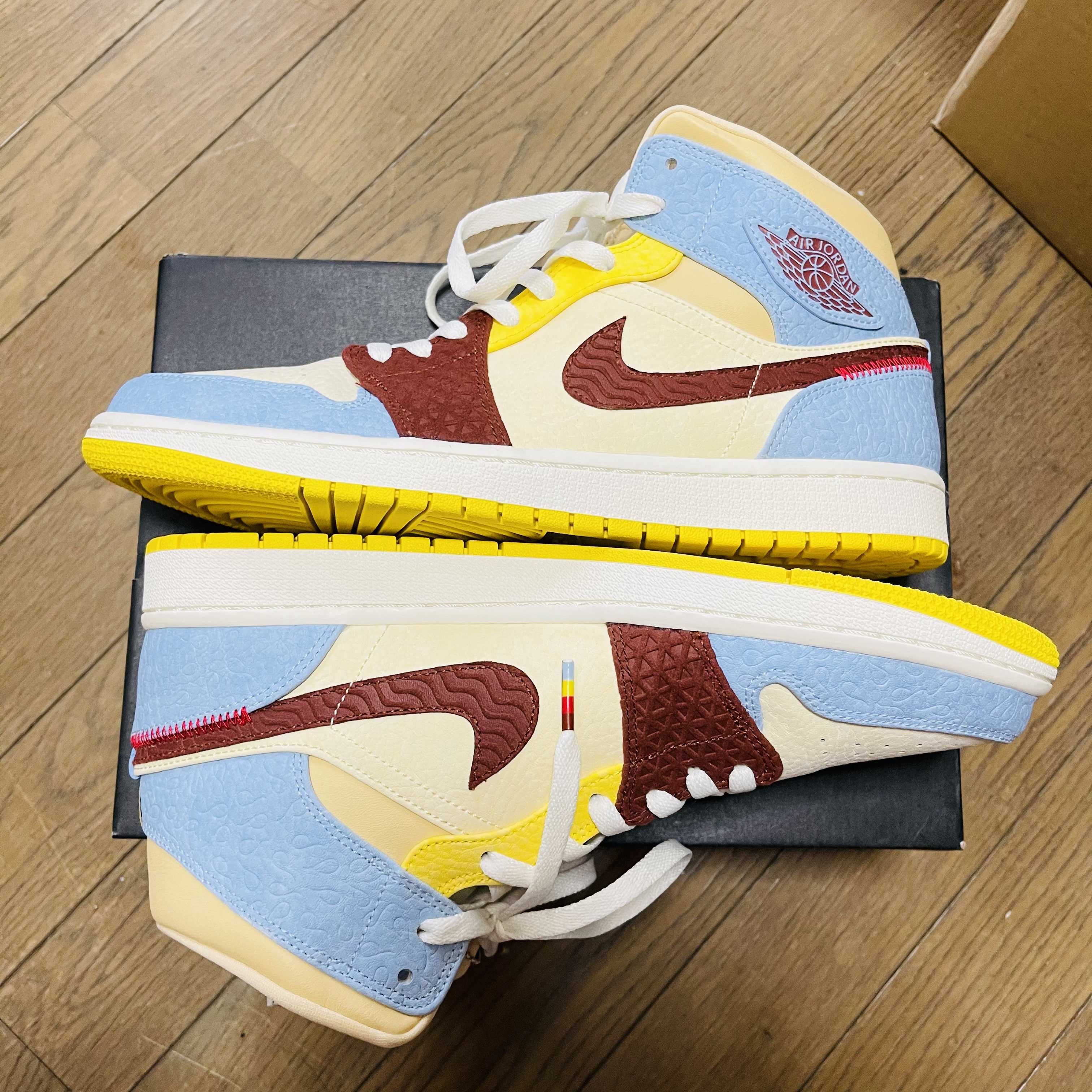 MAISON CHATEAU ROUGE × NIKE AIR JORDAN 1 MID SE "WHITE/LIGHT BLUE"
