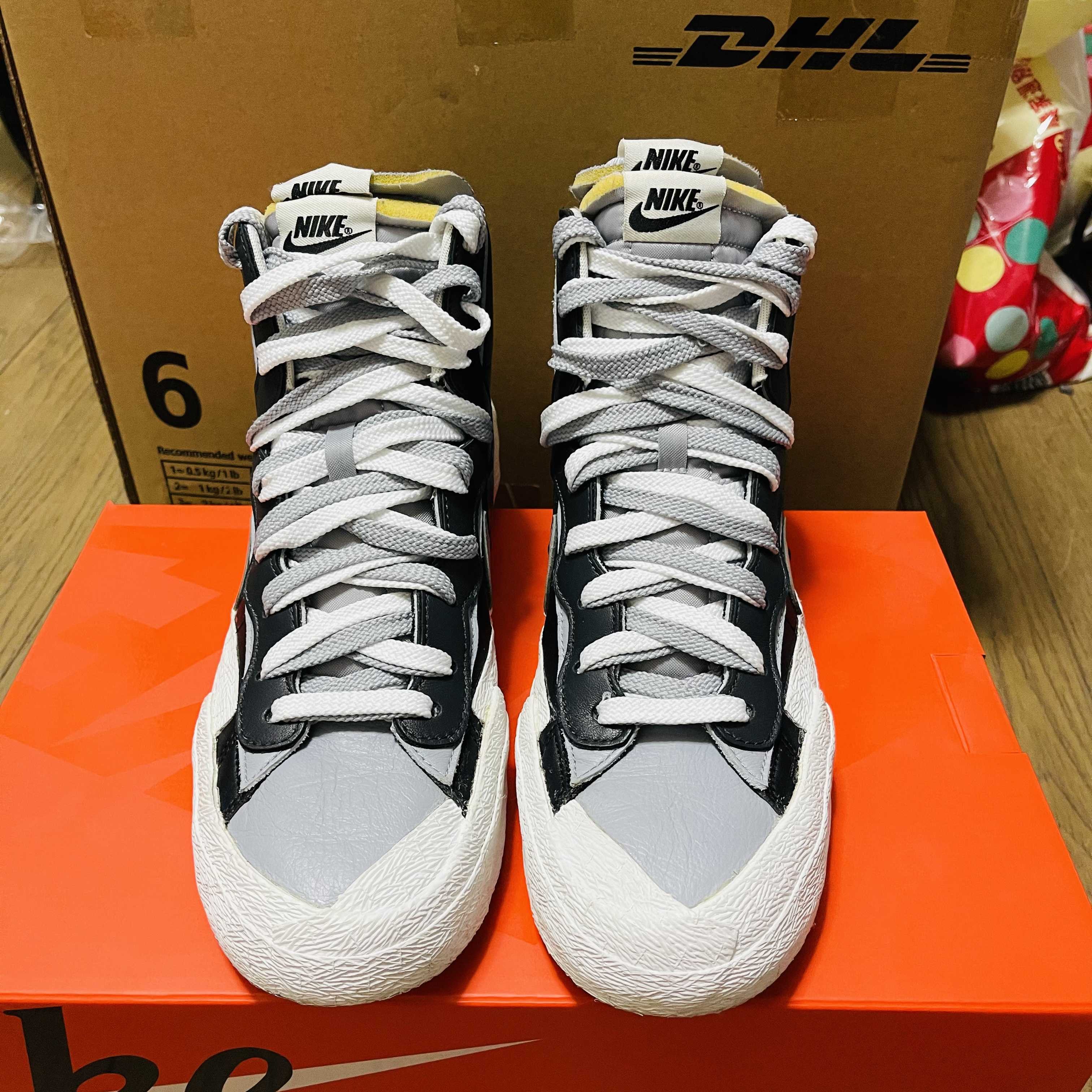 sacai × NIKE BLAZER MID "BLACK/WOLF GREY/WHITE"