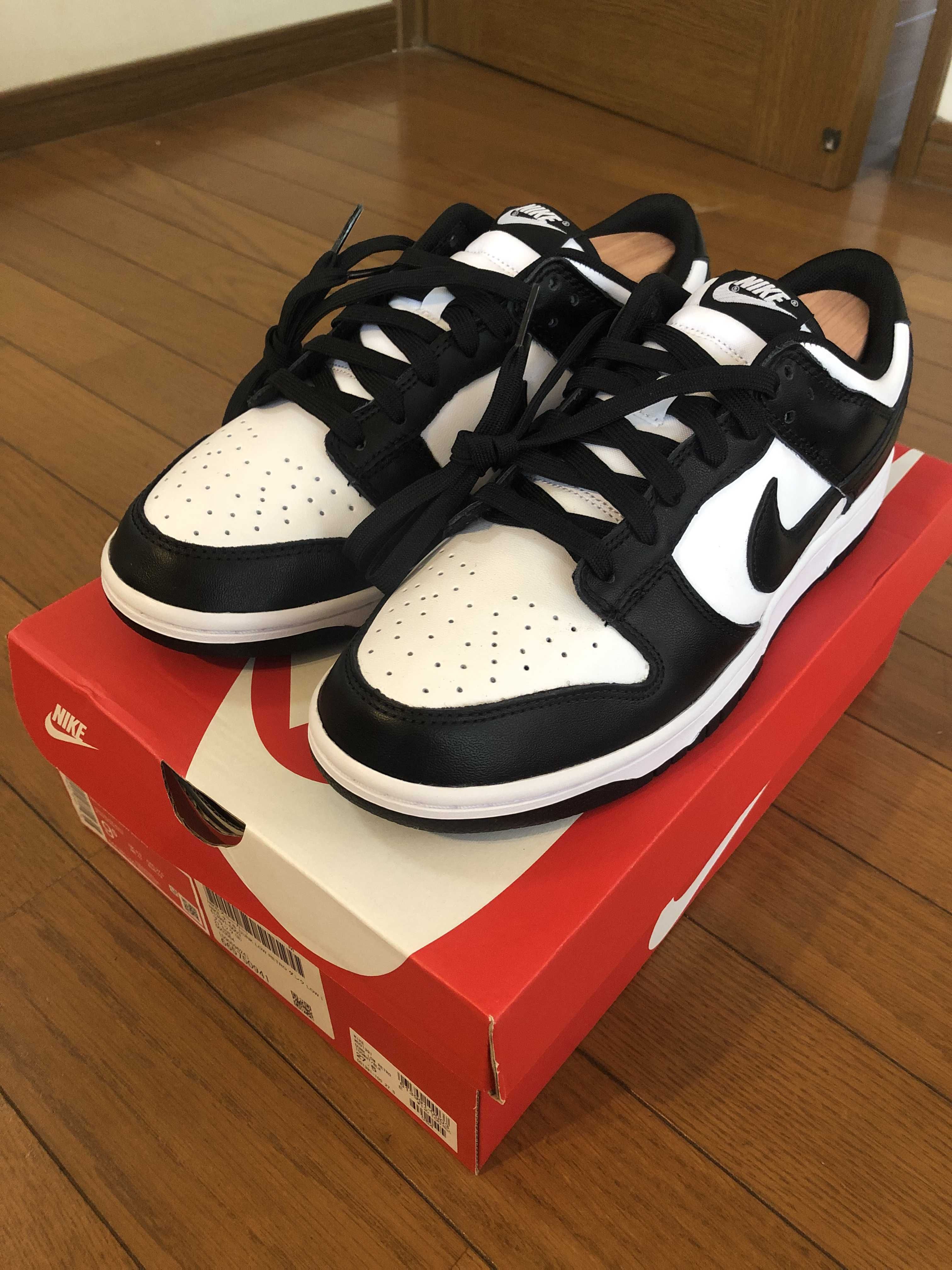 Nike Dunk Low Retro "Panda/White/Black"