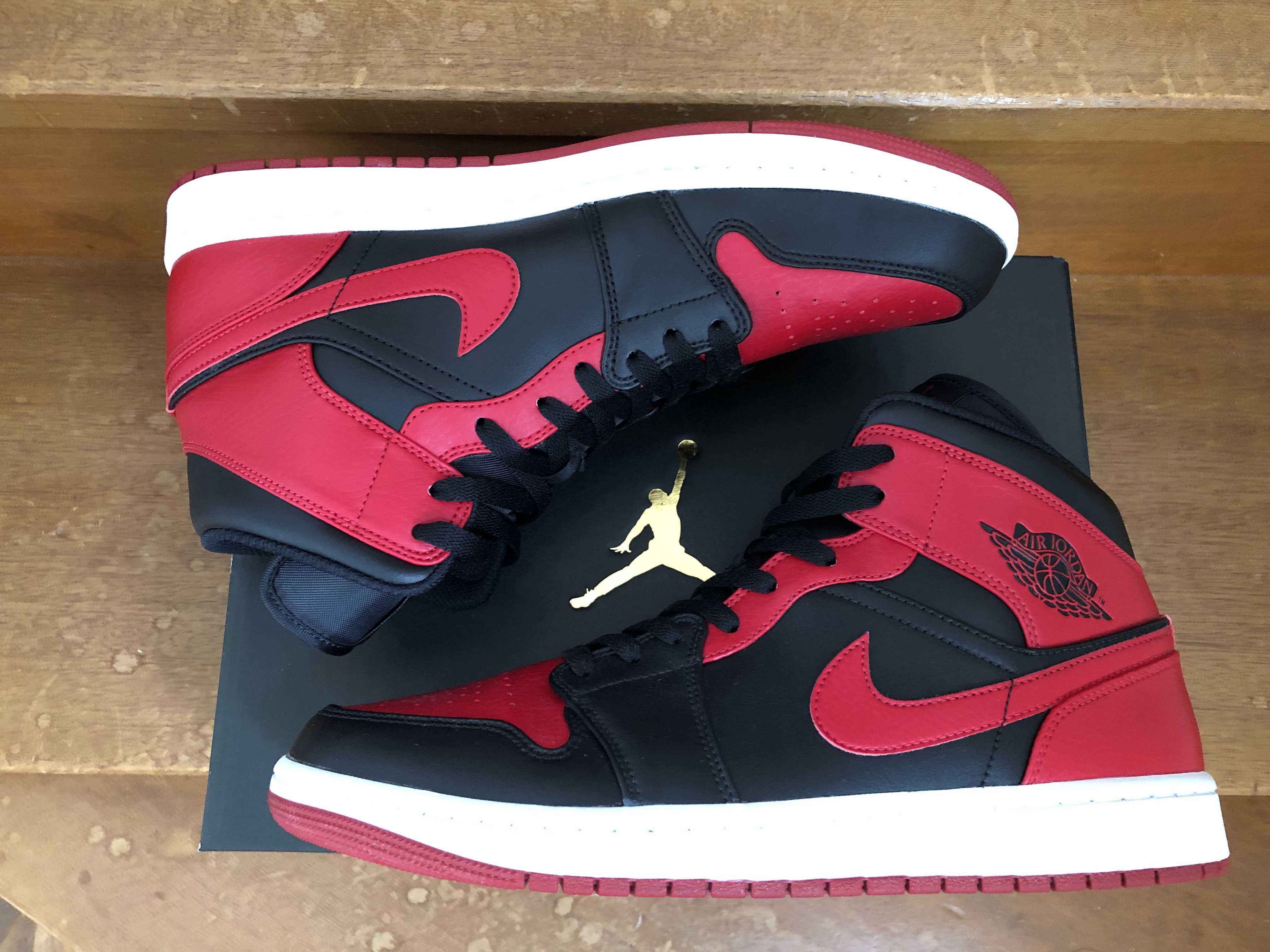 Nike Air Jordan 1 Mid "Bred"