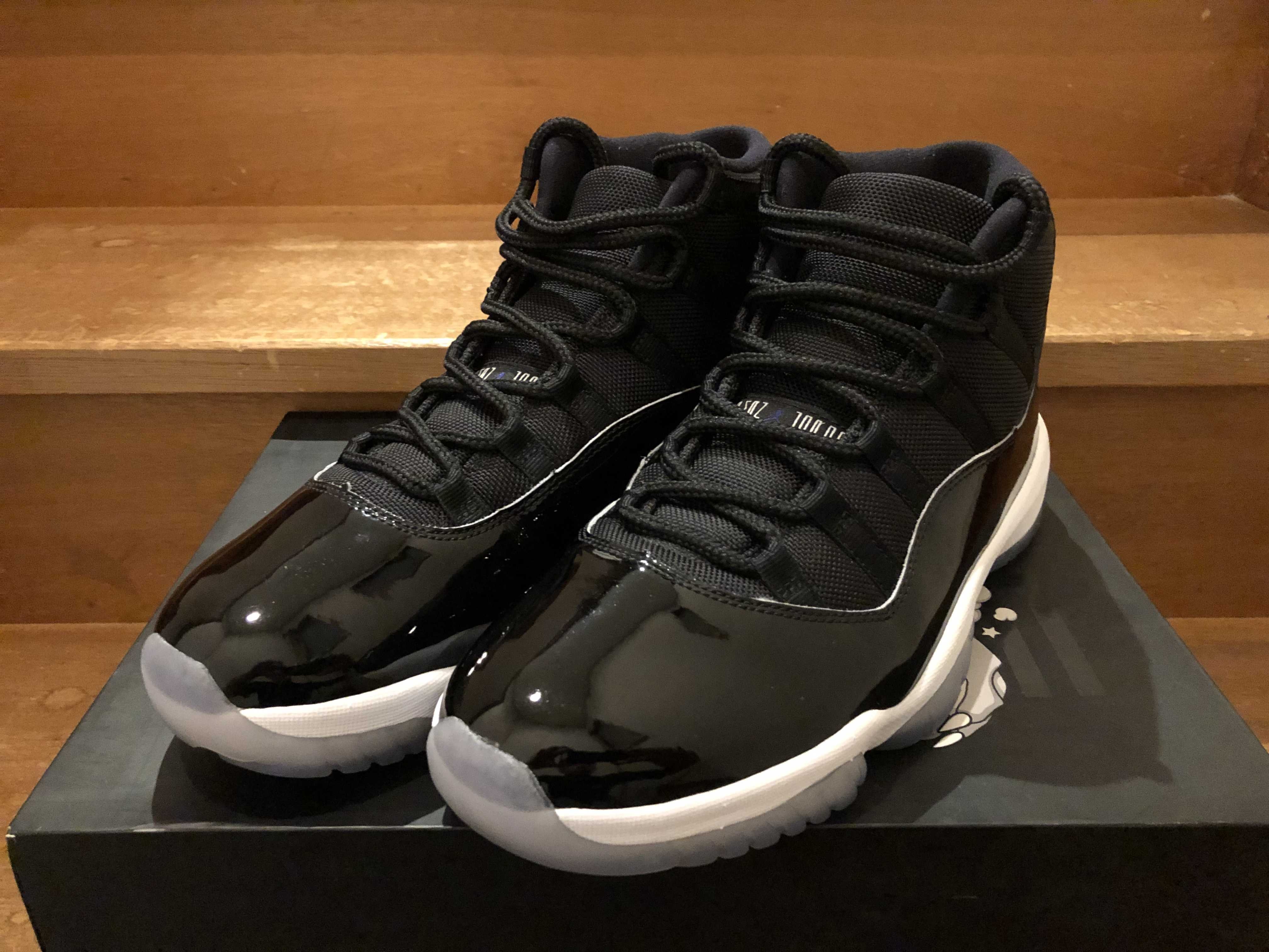 Nike Air Jordan 11 Retro "Space Jam" (2016)