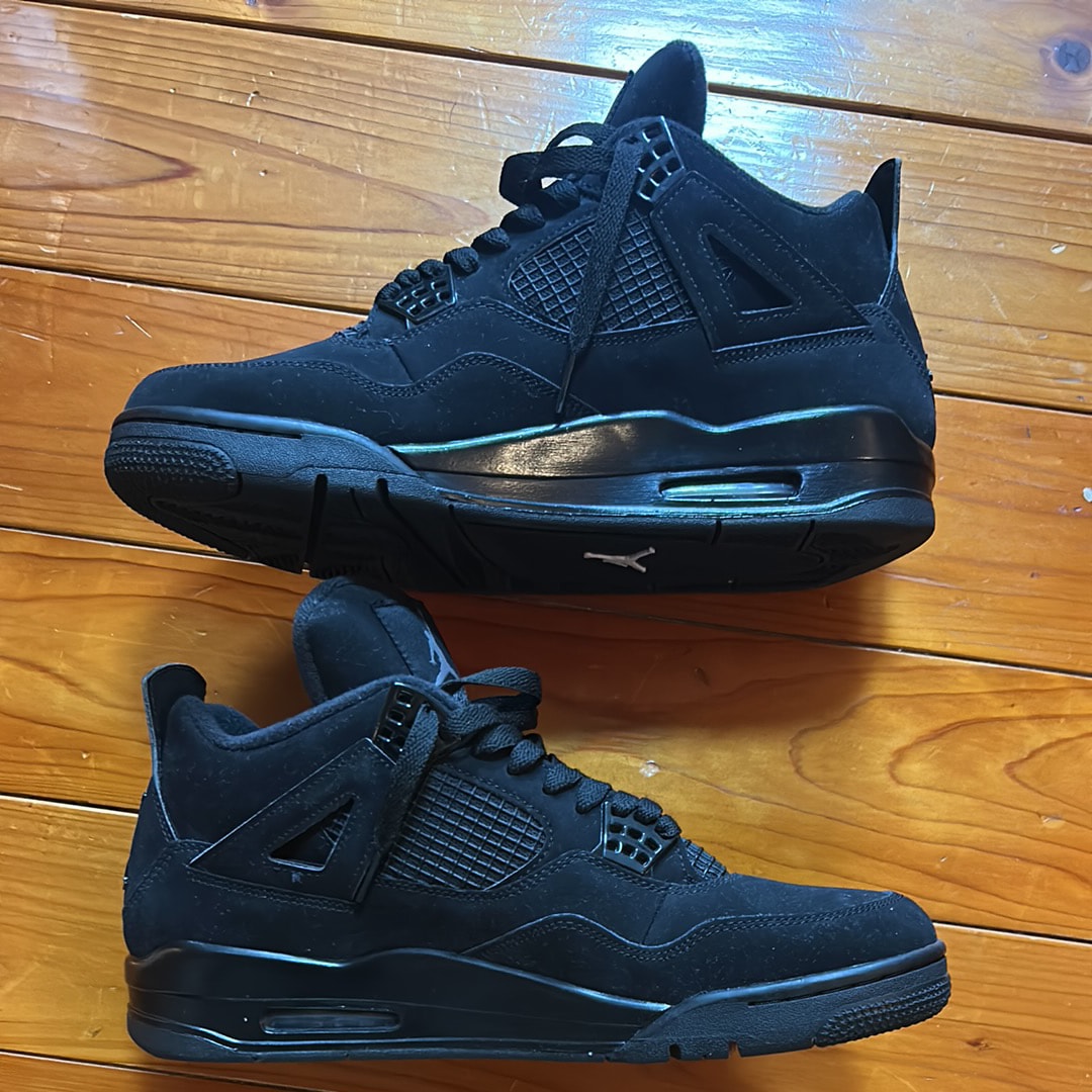 Nike Air Jordan 4 "Black Cat"