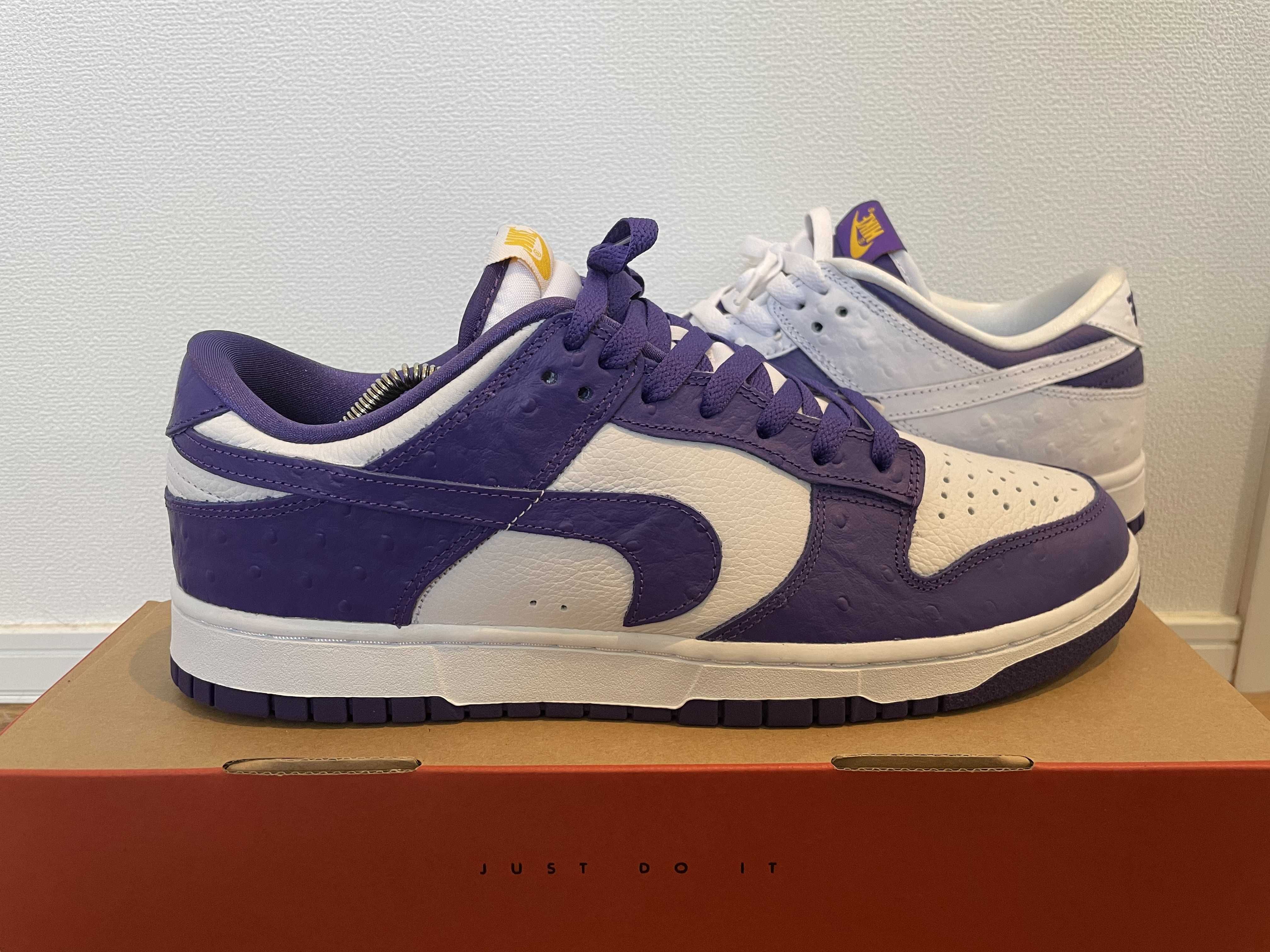 Nike Women's Dunk Low "Made You Look"