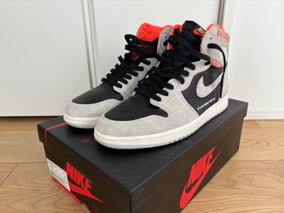 Nike Air Jordan 1 Retro High OG "Hyper Crimson"