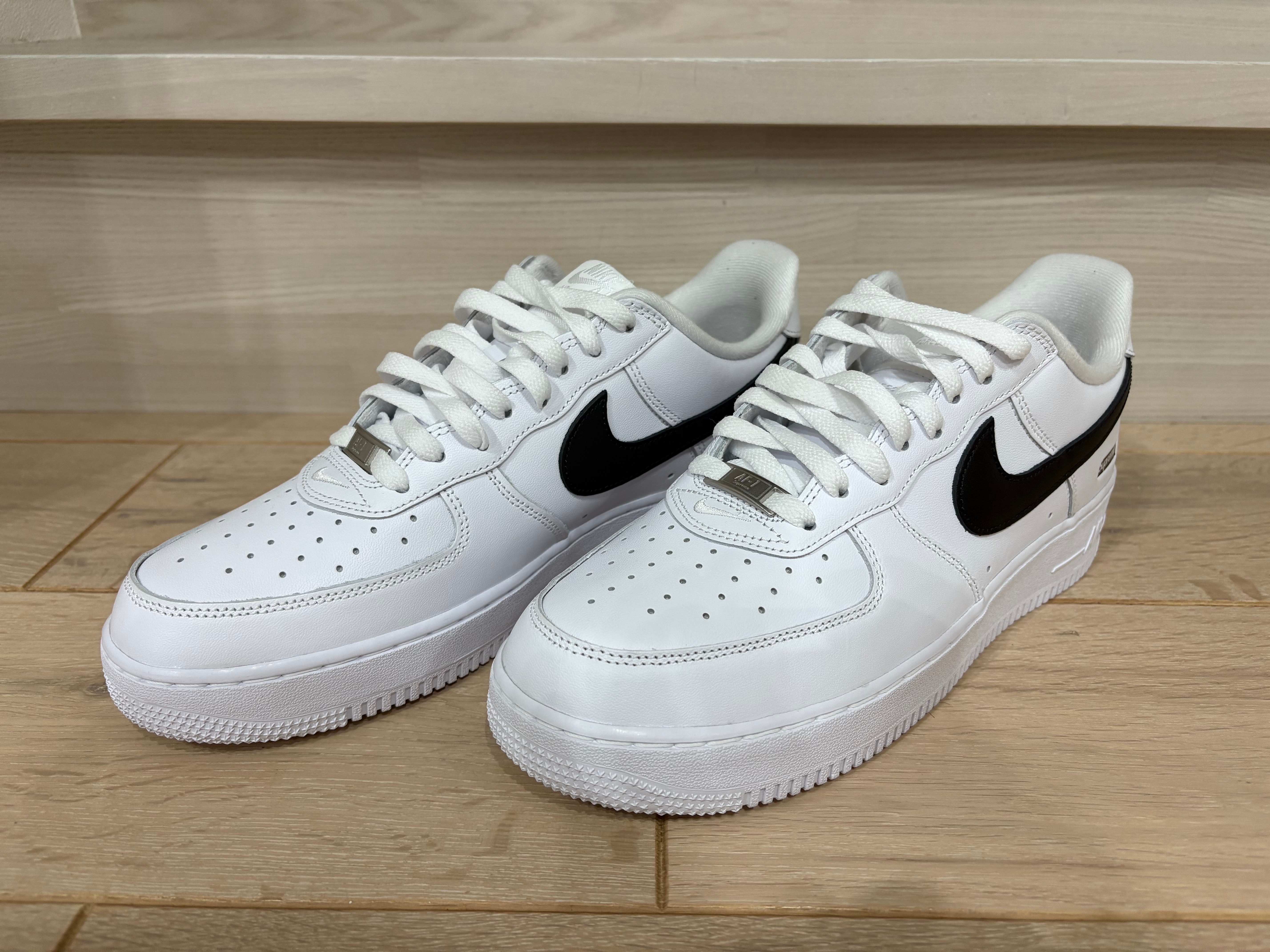 Supreme × Nike Air Force 1 Low "White/Black"