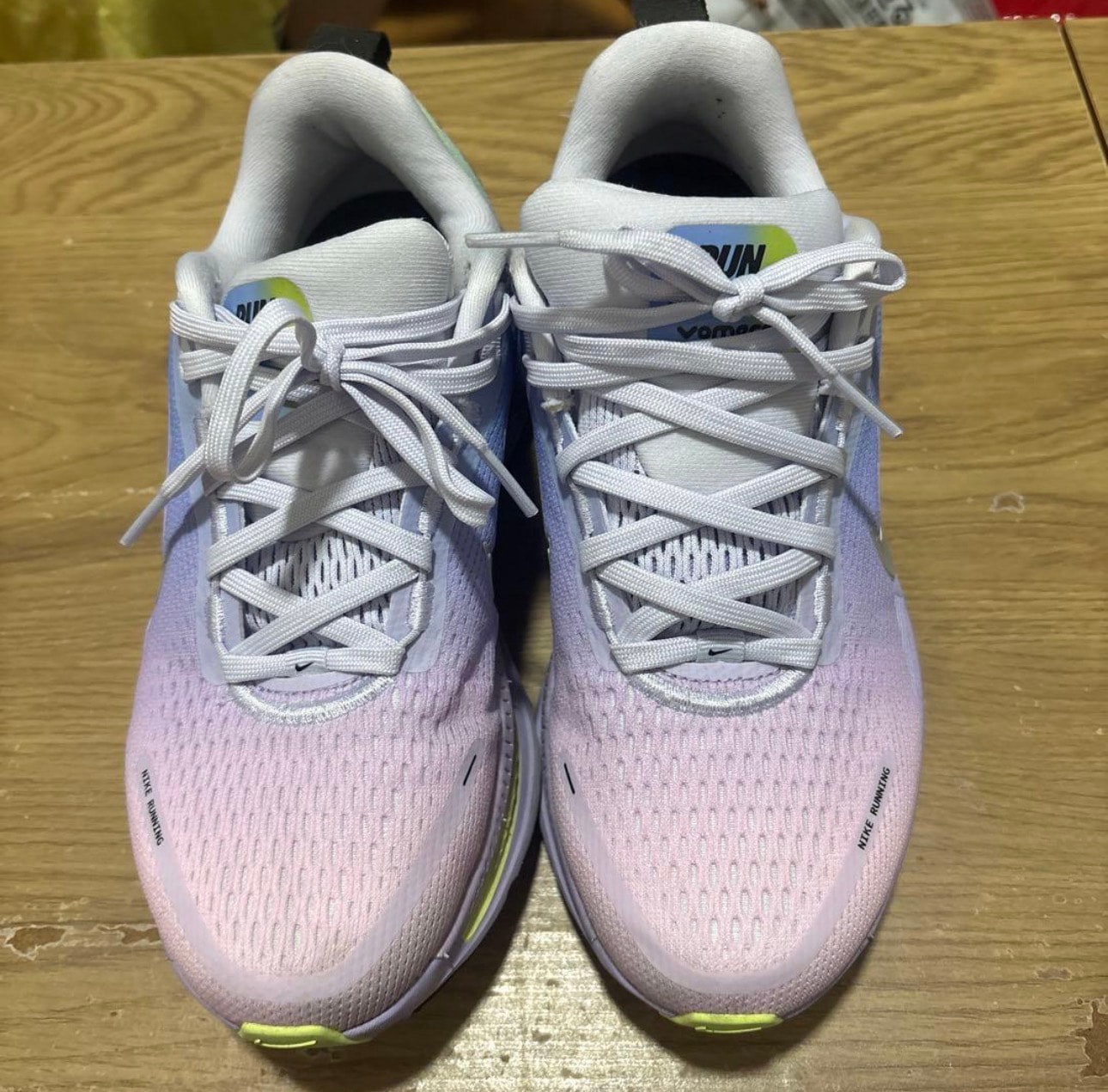 Nike Women's Vomero 18 SE "Amethyst Tint/Hydrangeas/Phantom/Metallic Silver"