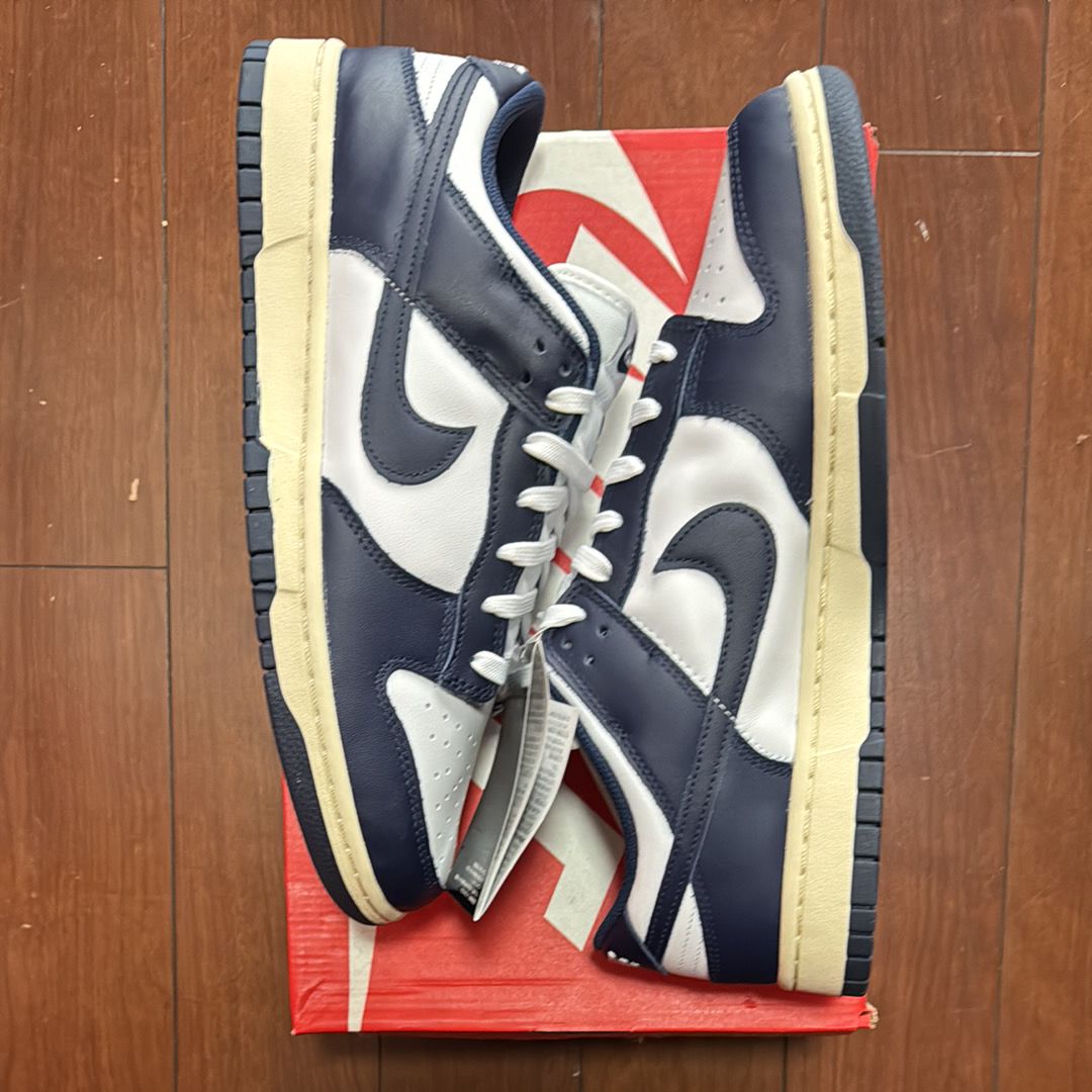 Nike Women's Dunk Low "Vintage Navy"