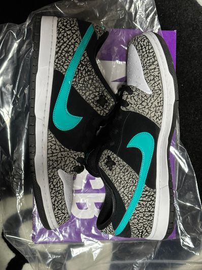 Nike SB Dunk Low "Elephant/Safari"