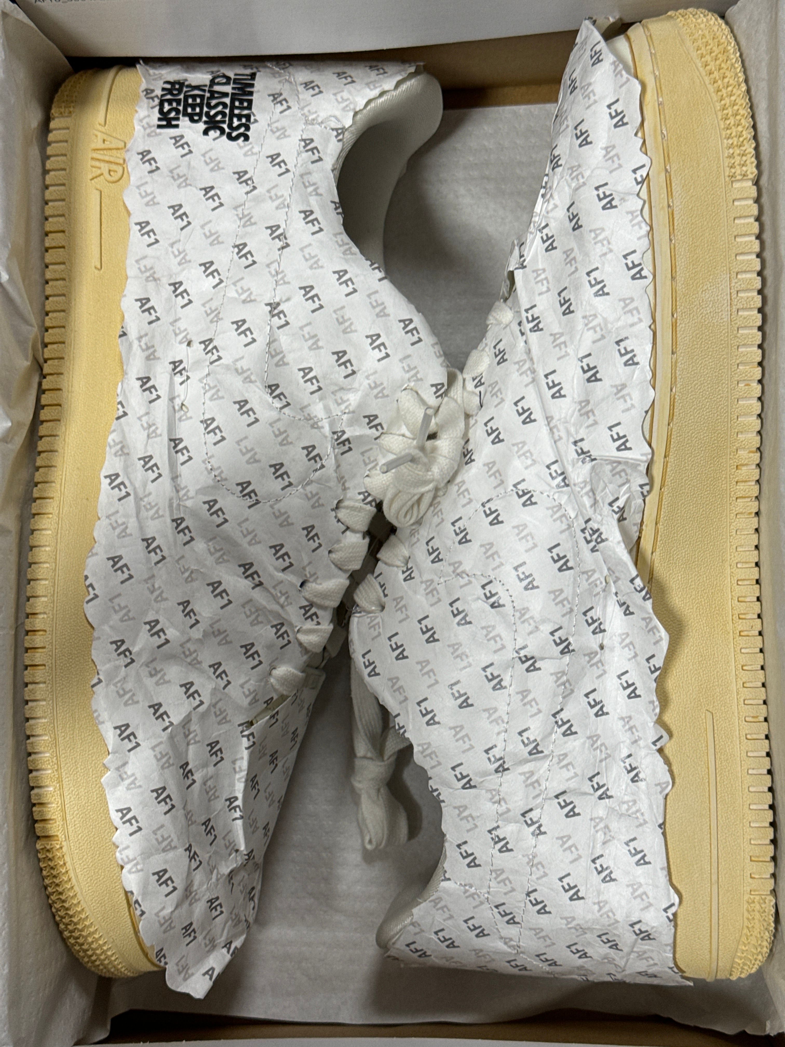 Nike Air Force 1 Low '07 LV8 "Made You Look"