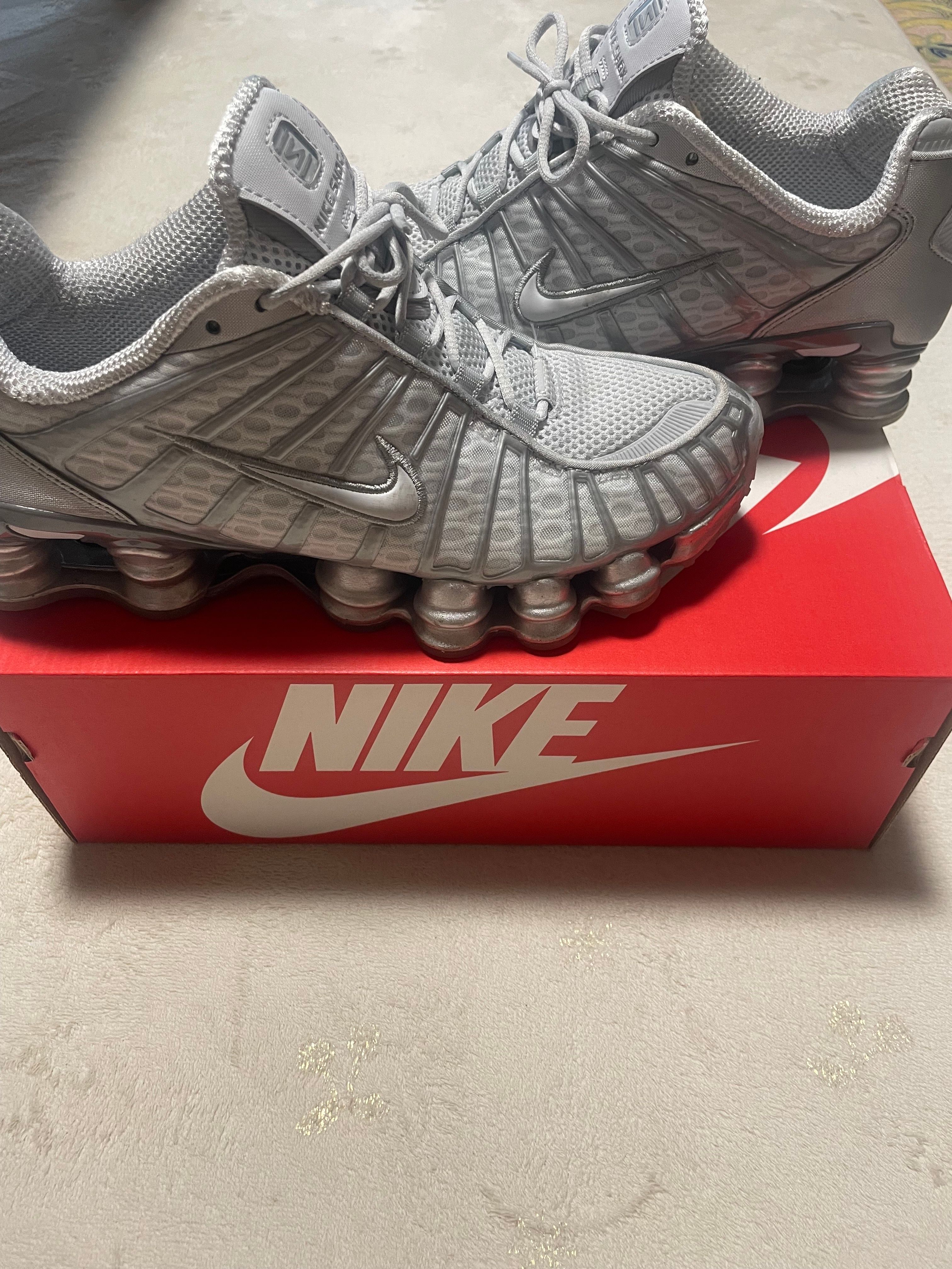 Nike Women's Shox TL "Pure Platinum and Metallic Silver"