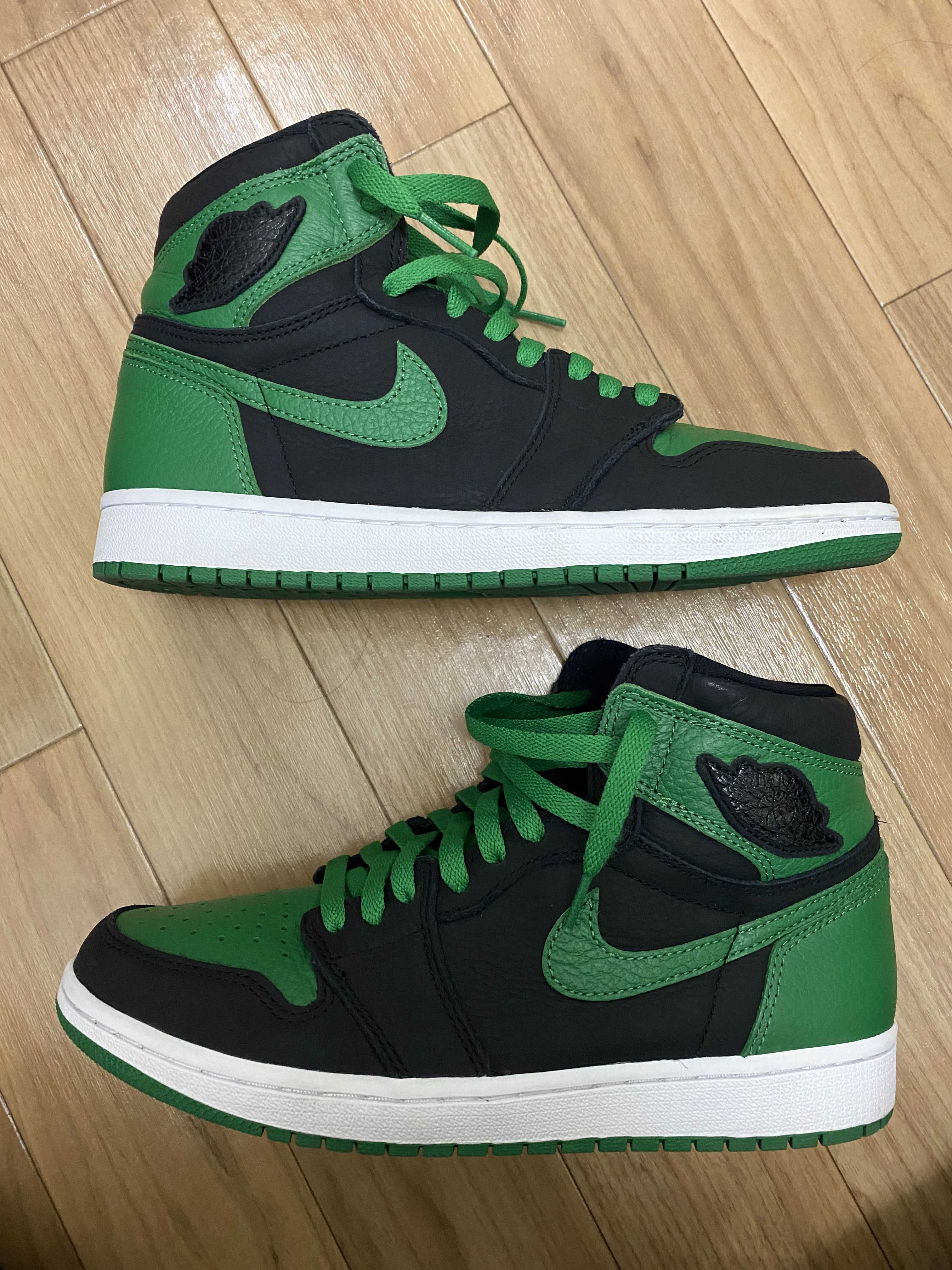 Nike Air Jordan 1 Retro High OG "Black/Pine Green" (2020)      