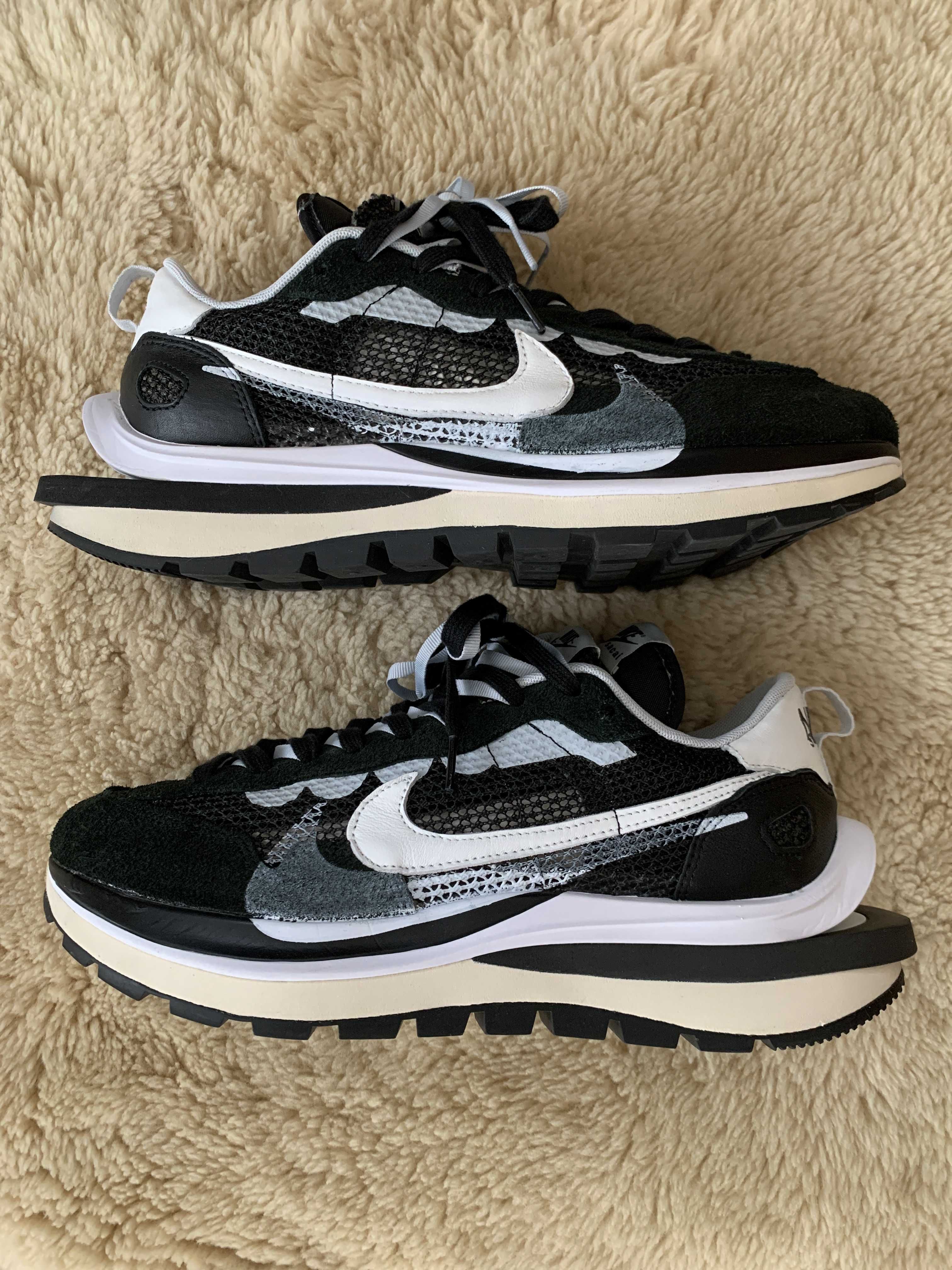 sacai × Nike Vapor Waffle "Black and White"