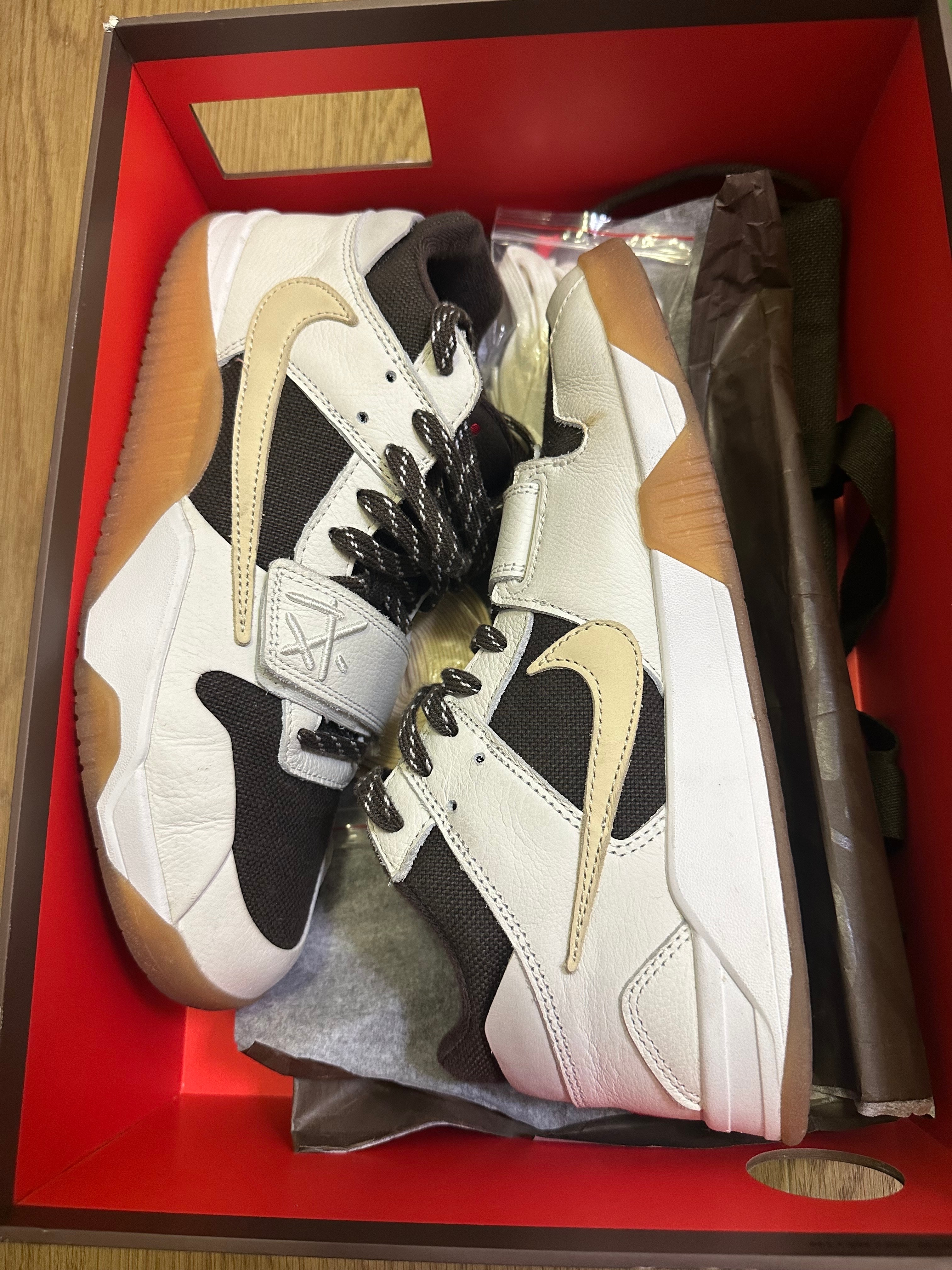Travis Scott × Nike Jordan Jumpman Jack TR "Sail and Dark Mocha"
