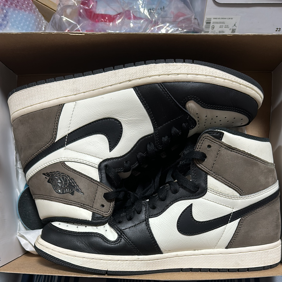 Nike Air Jordan 1 High OG "Sail/Dark Mocha/Black"