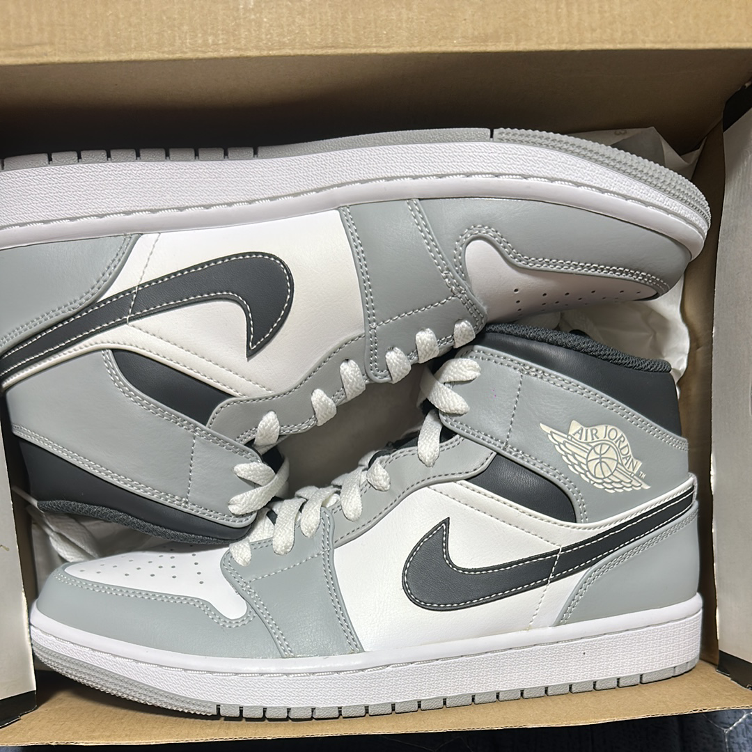 Nike Air Jordan 1 Mid "Grey White/Anthracite"