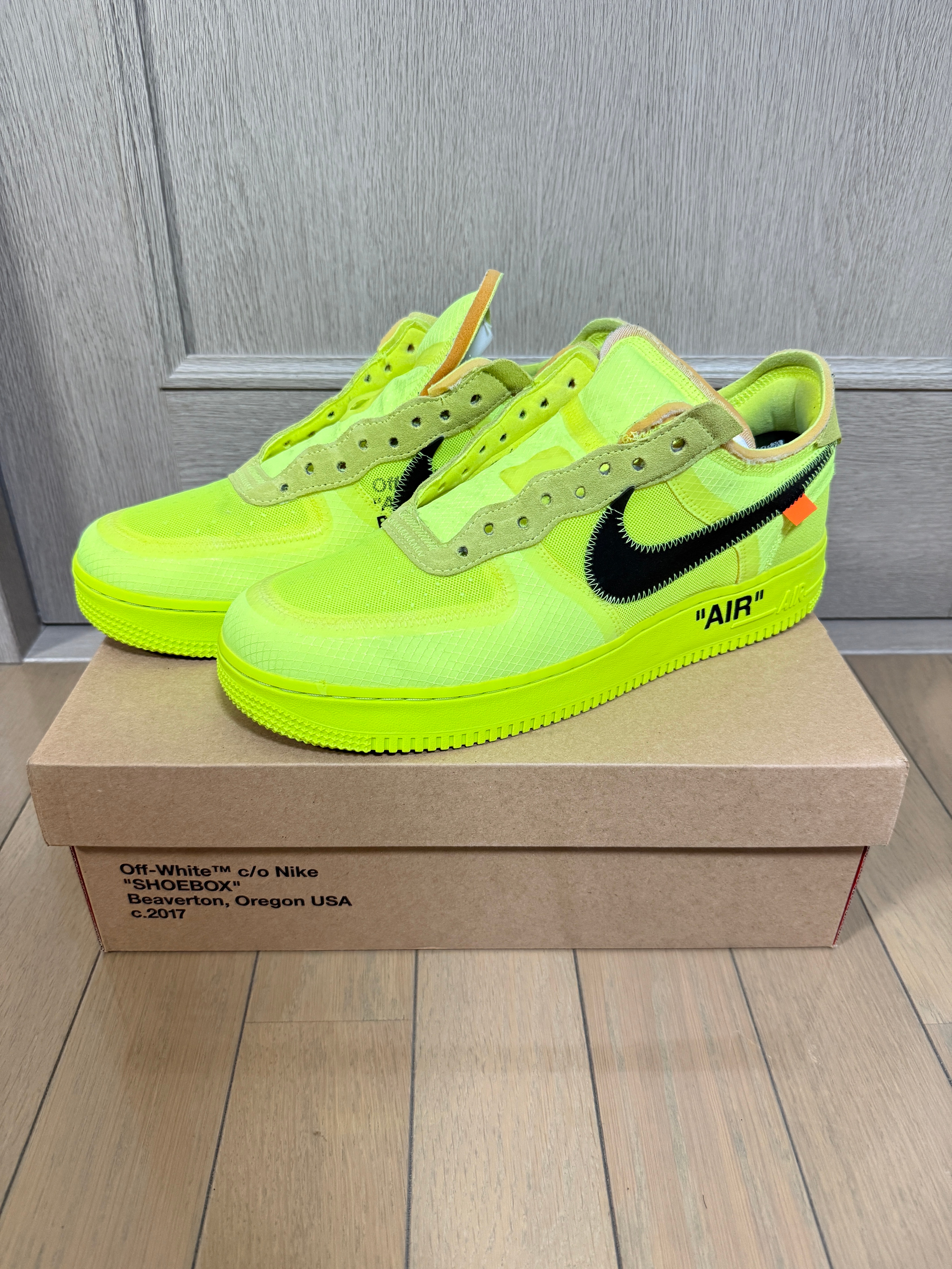 Off-White × Nike Air Force 1 Low "Volt"