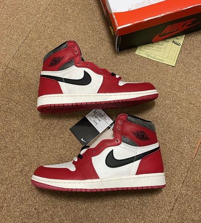 Nike Air Jordan 1 High OG "Lost & Found/Chicago"