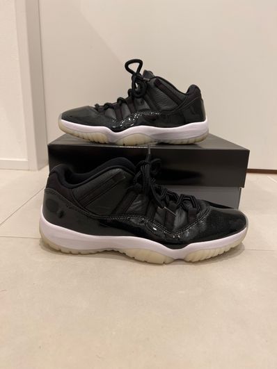 Nike Air Jordan 11 Low "72-10"