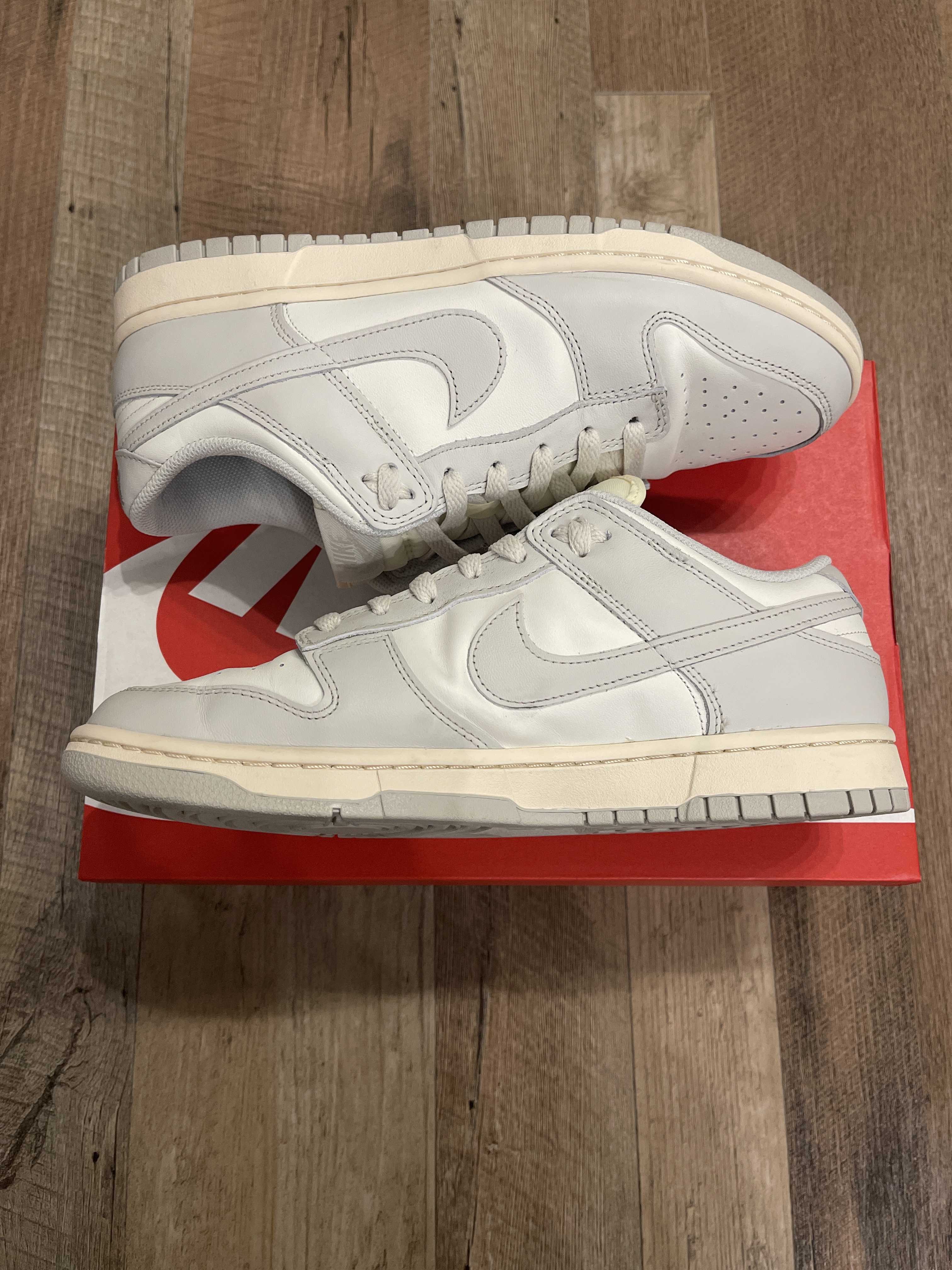 Nike Women's Dunk Low "Light Bone"