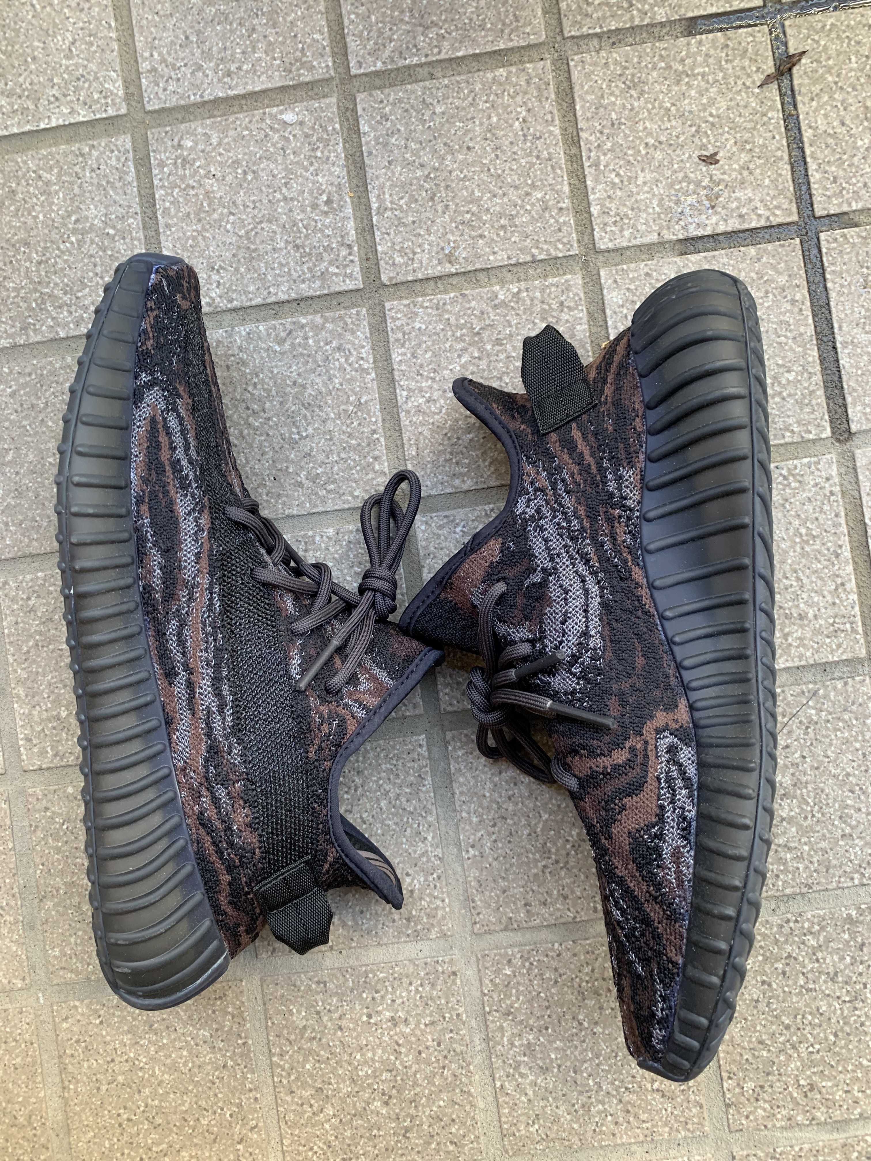 adidas YEEZY Boost 350 V2 "MX Rock"