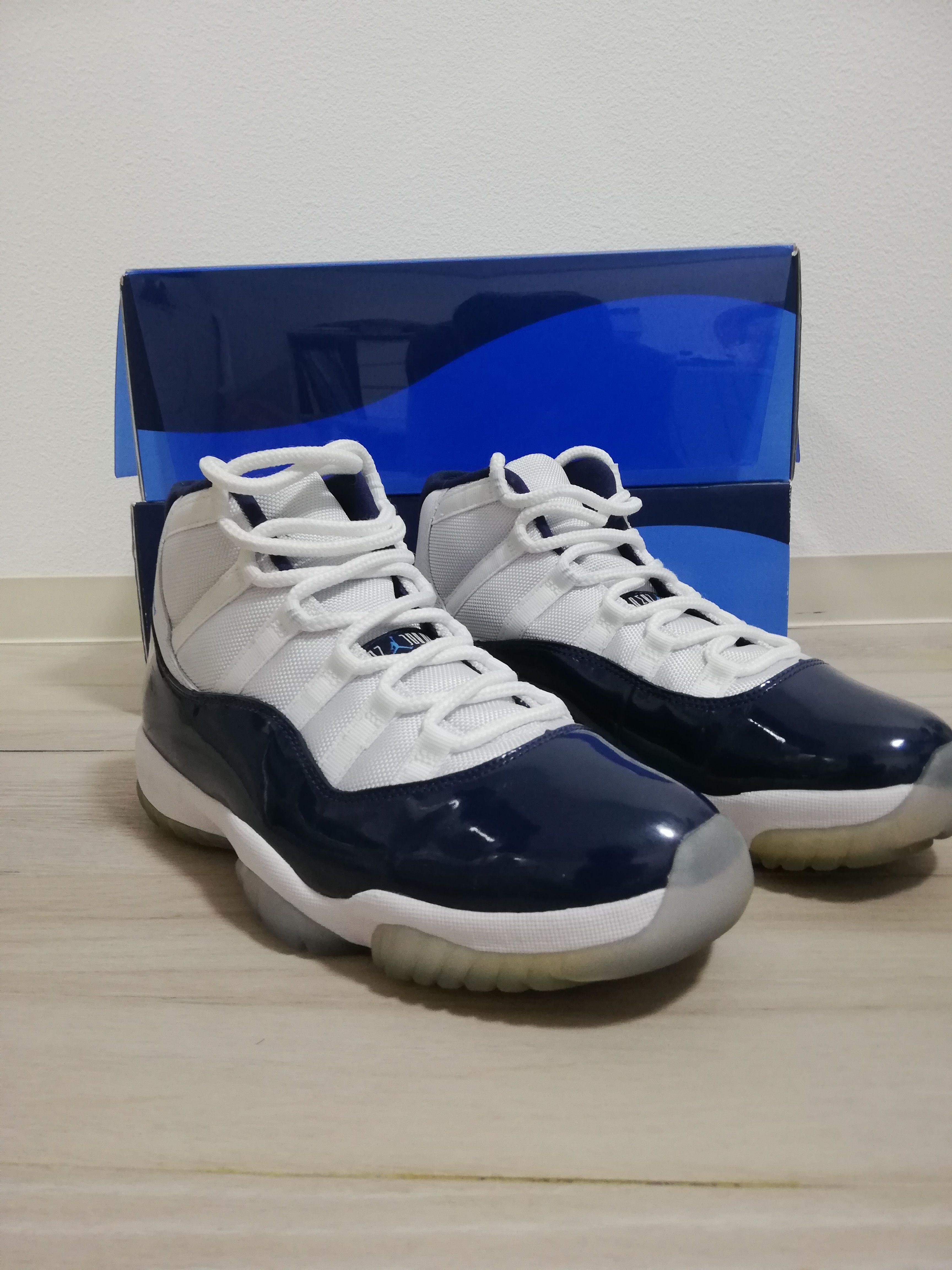 Nike Air Jordan 11 Retro "UNC Win Like 82"
