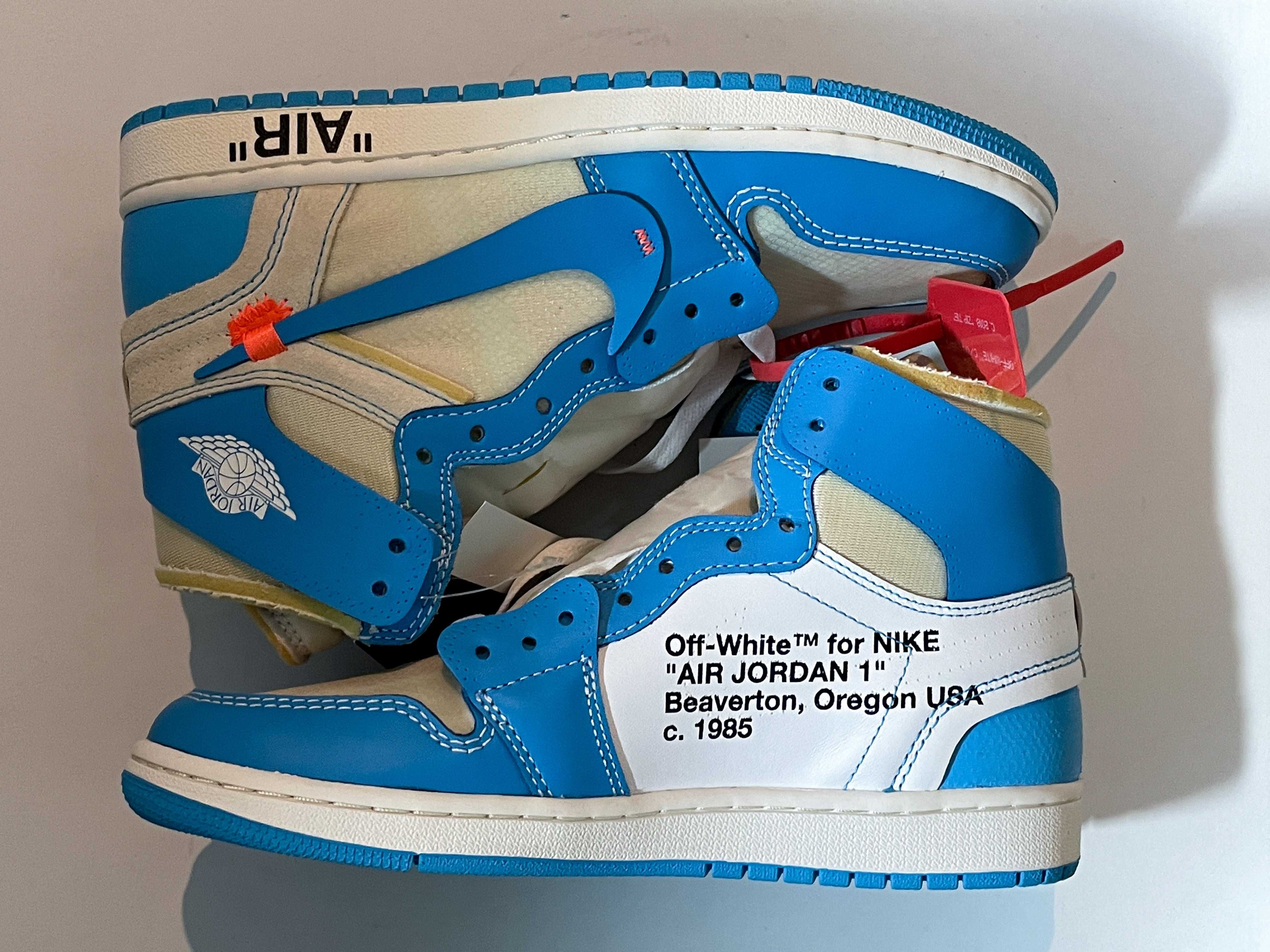 Off-White × Nike Air Jordan 1 High UNC "White/Dark Powder Blue"