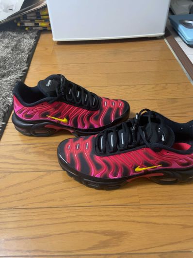 Supreme × Nike Air Max Plus "Hyper Grape"