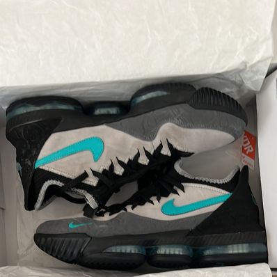 atmos × Nike LeBron 16 "Clear Jade"