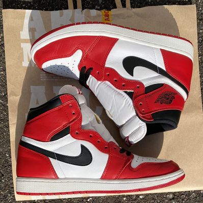 Nike Air Jordan 1 Retro High "Chicago" (2015)