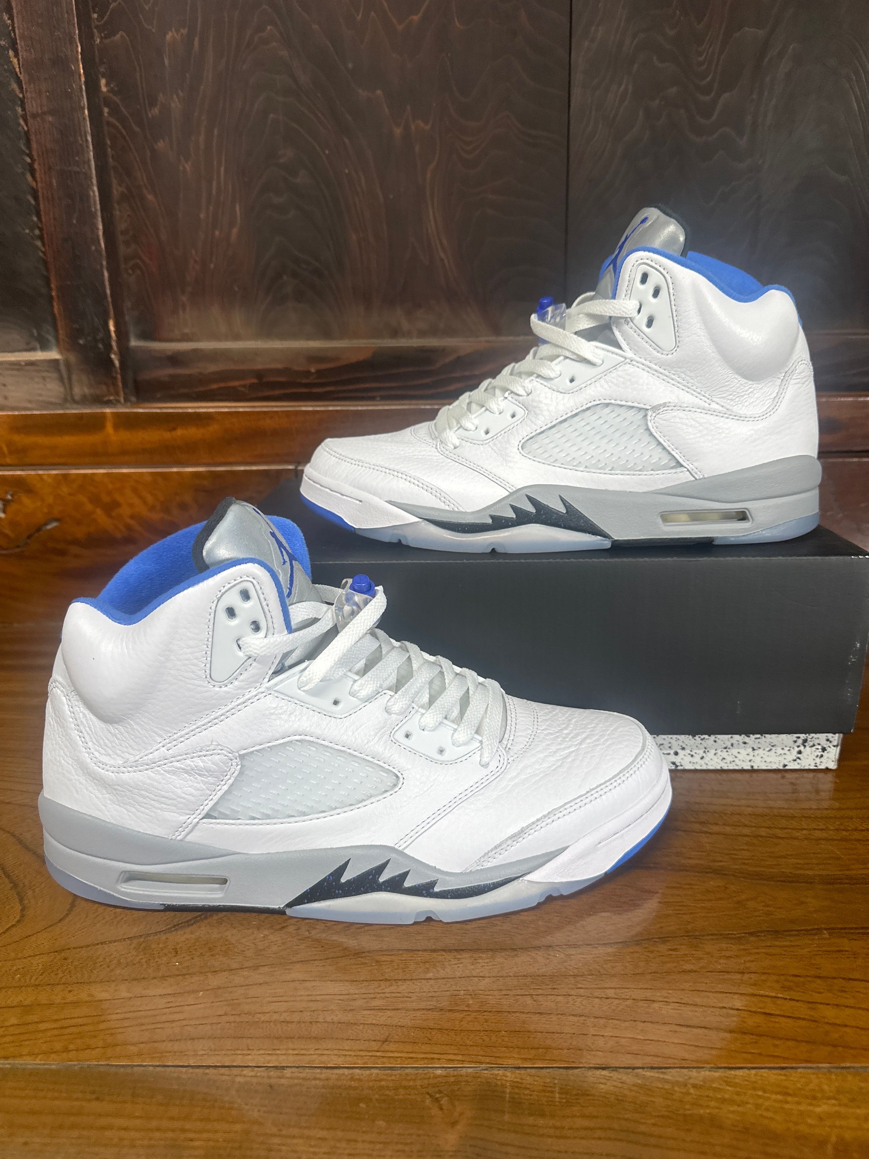 Nike Air Jordan 5 "Stealth 2.0"