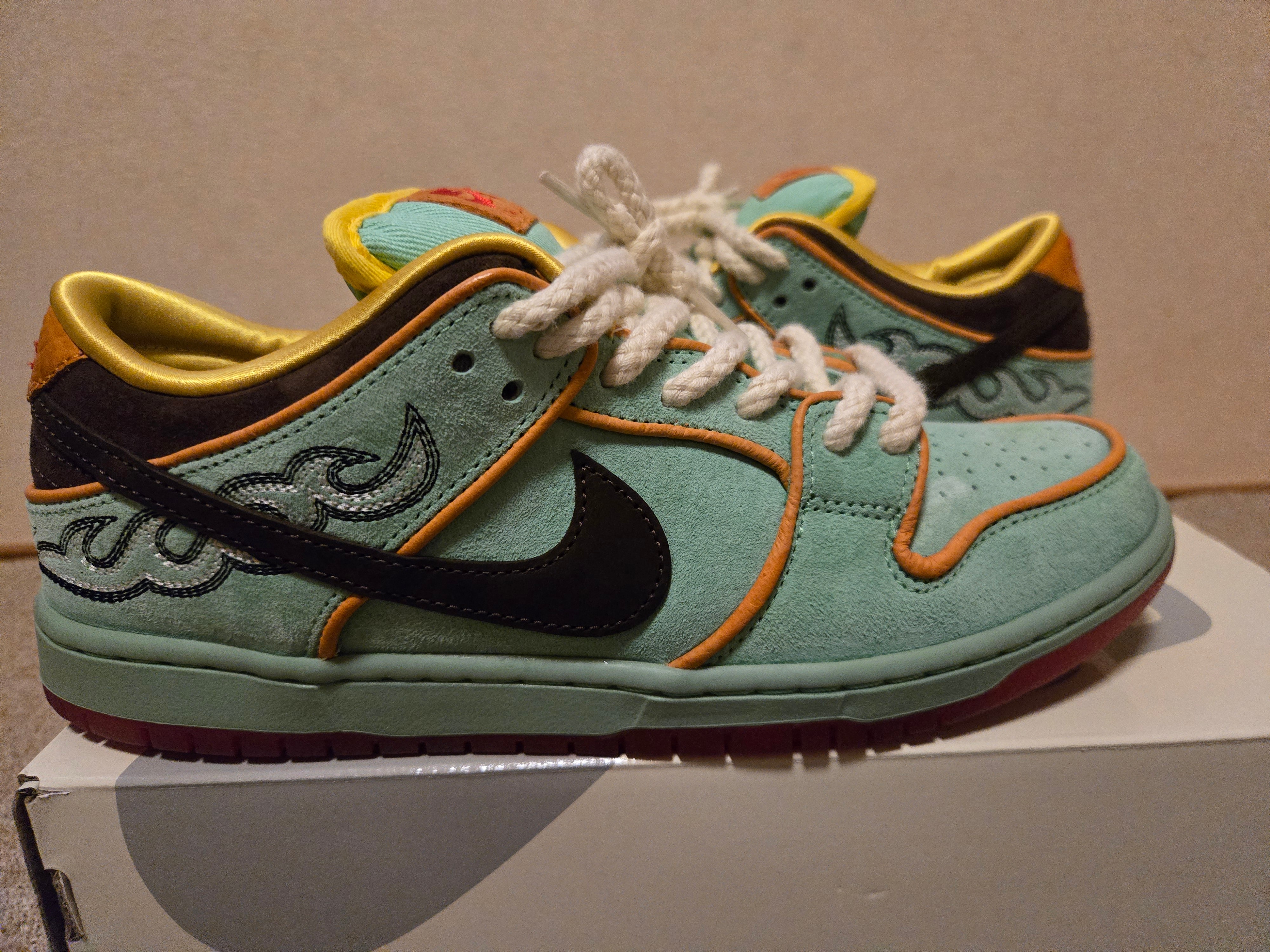 Nike SB Dunk Low Pro "Tourmaline"