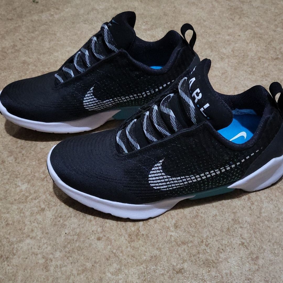 ナイキ ハイパーアダプト 1.0 "ブラック"