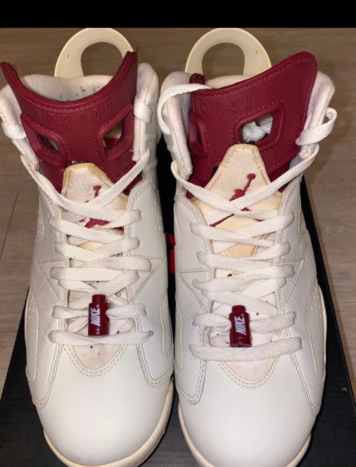 Nike Air Jordan 6 Retro "Maroon" (2015)