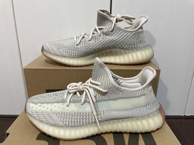 ADIDAS YEEZY BOOST 350 V2 CITRINを買うならスニーカーダンク ADIDAS YEEZY BOOST 350 V2 CITRINを買うならスニーカーダンク