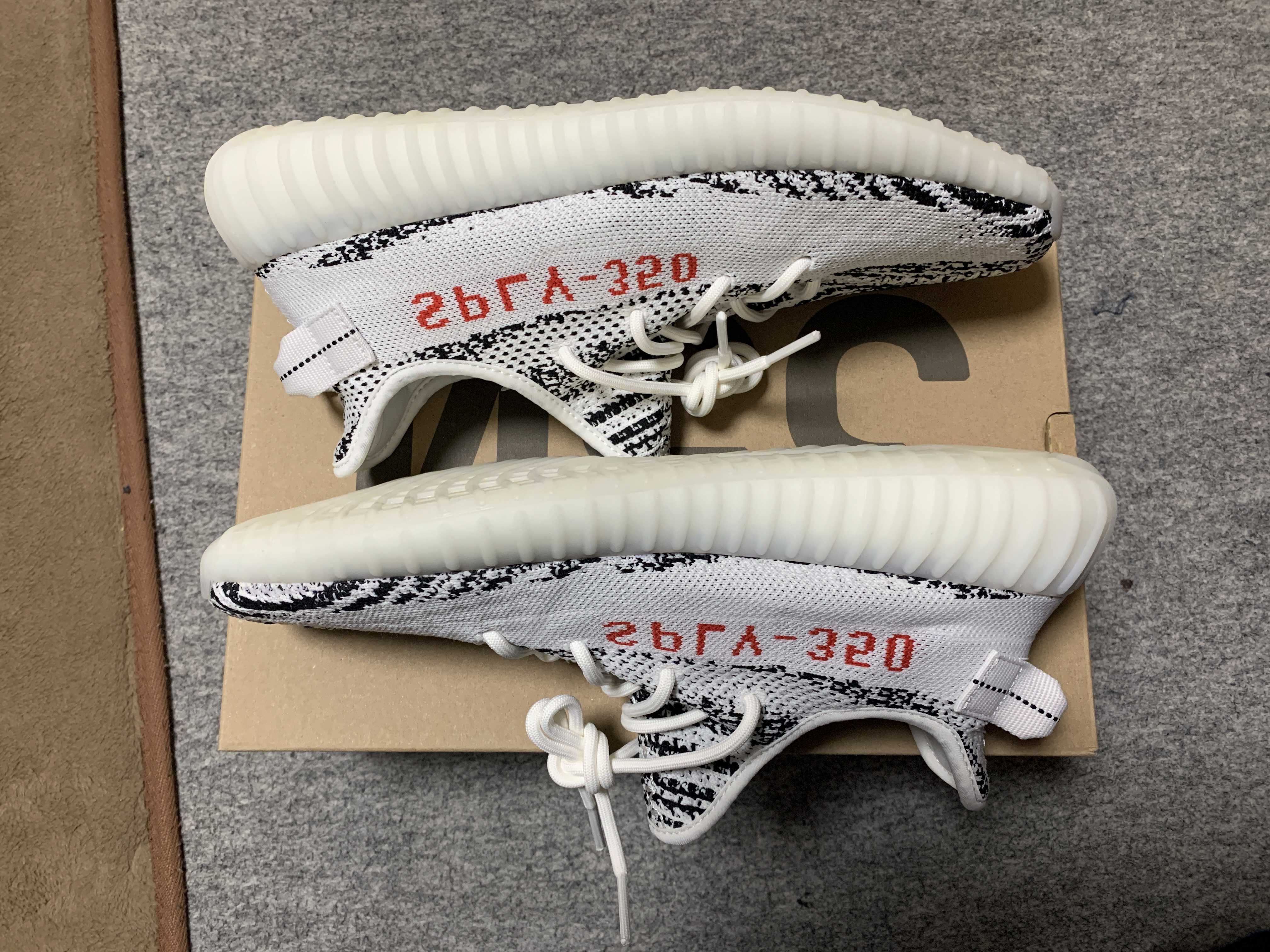 adidas YEEZY Boost 350 V2 "Zebra"