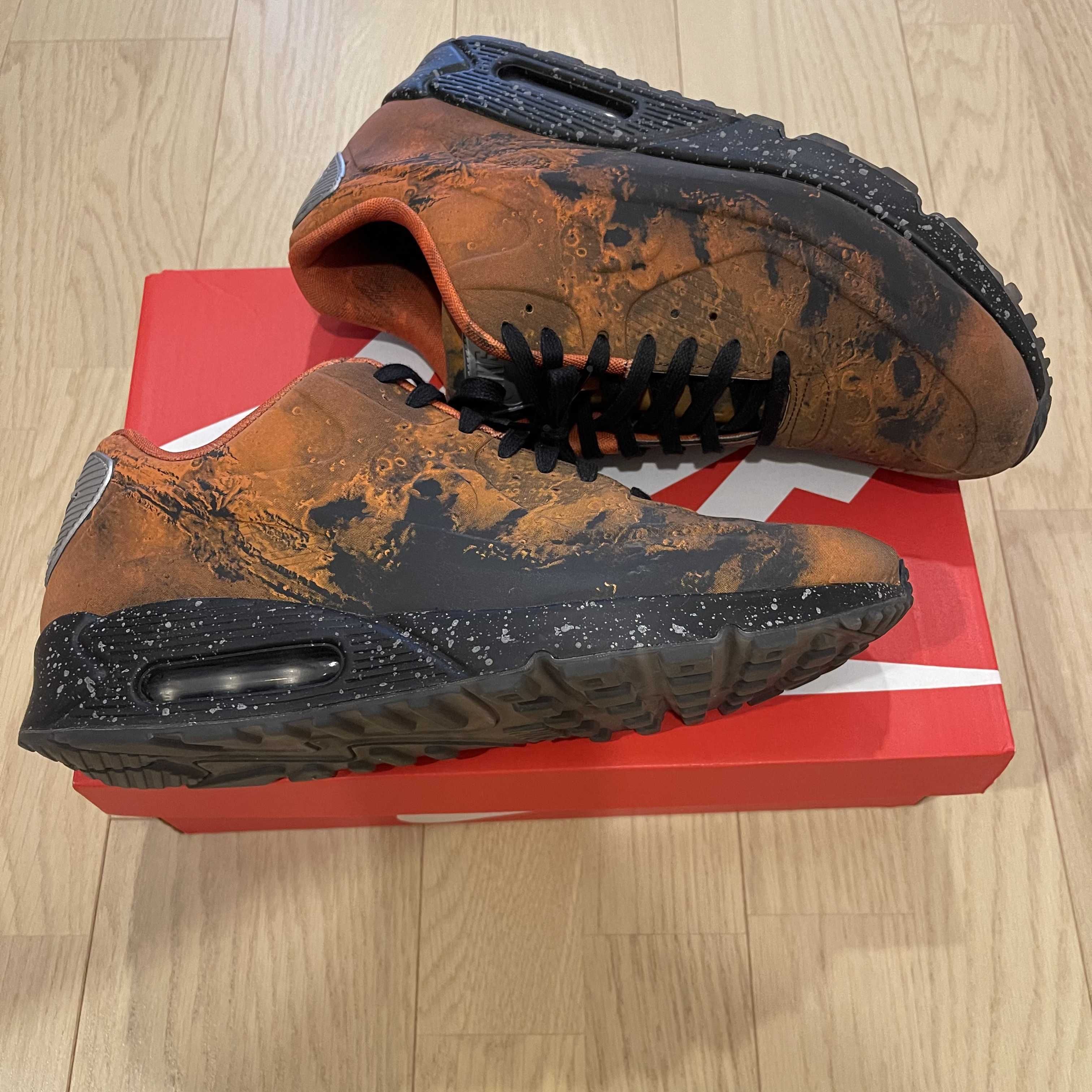 NIKE AIR MAX 90 QS "MARS LANDING"