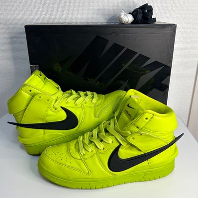 AMBUSH × NIKE DUNK HIGH "FLASH LIME"