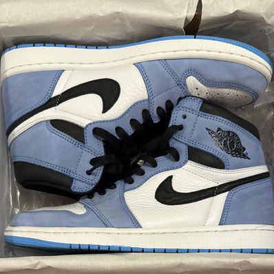 Nike Air Jordan 1 High OG "University Blue"