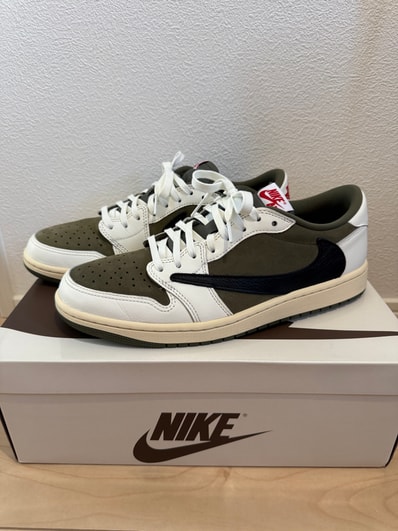 Travis Scott × Nike Air Jordan 1 Low OG SP "Reverse Olive"