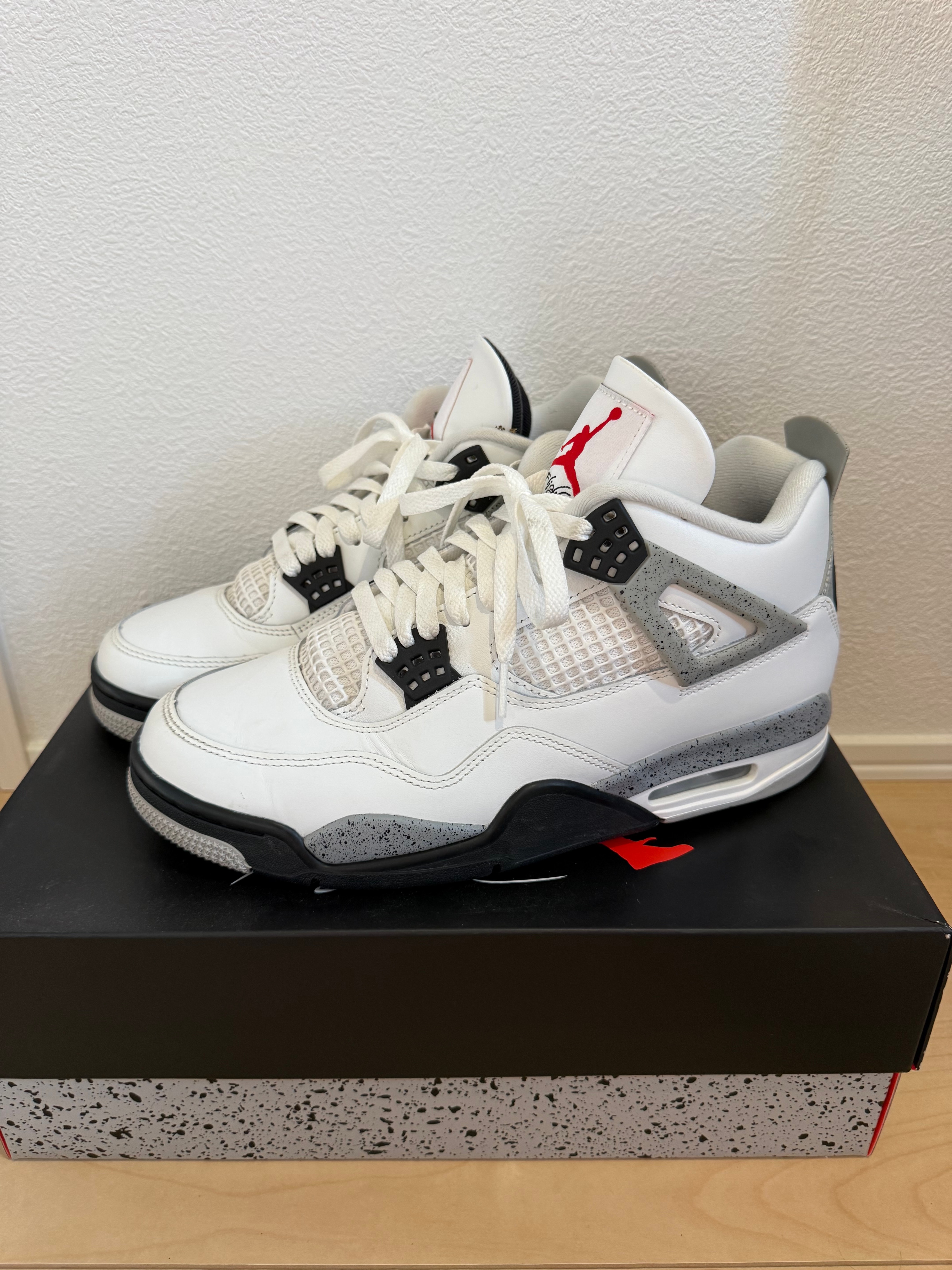 Nike Air Jordan 4 Retro "White/Cement" (2025)