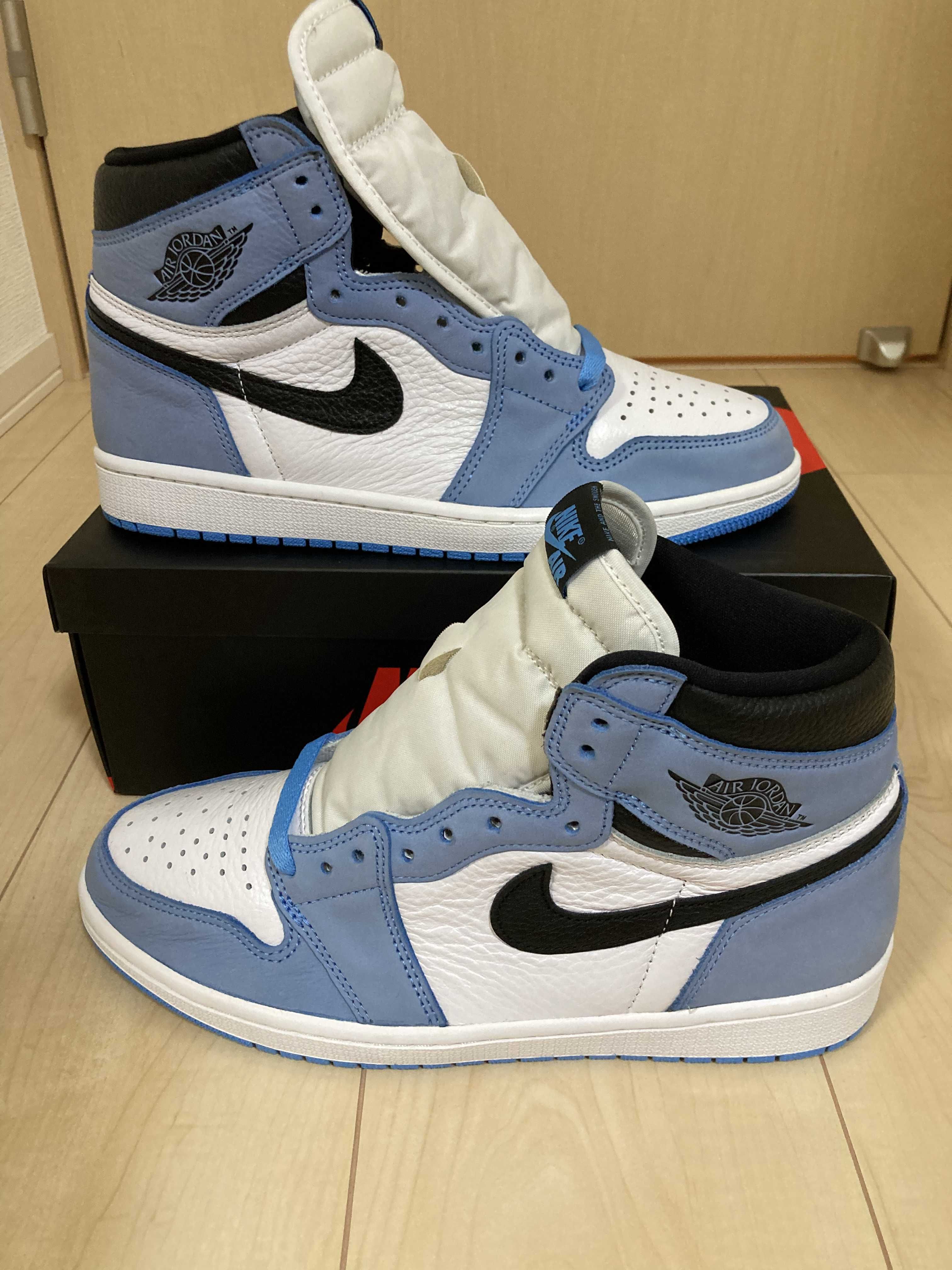 Nike Air Jordan 1 High OG "University Blue"