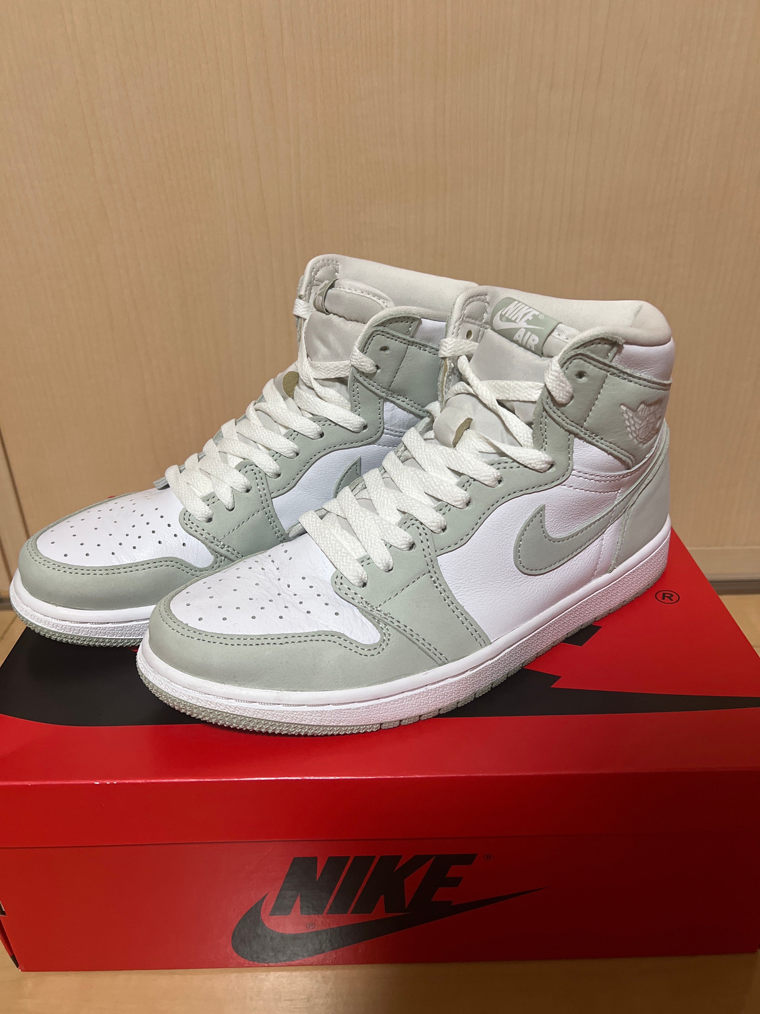 Nike Women's Air Jordan 1 High OG "Seafoam"