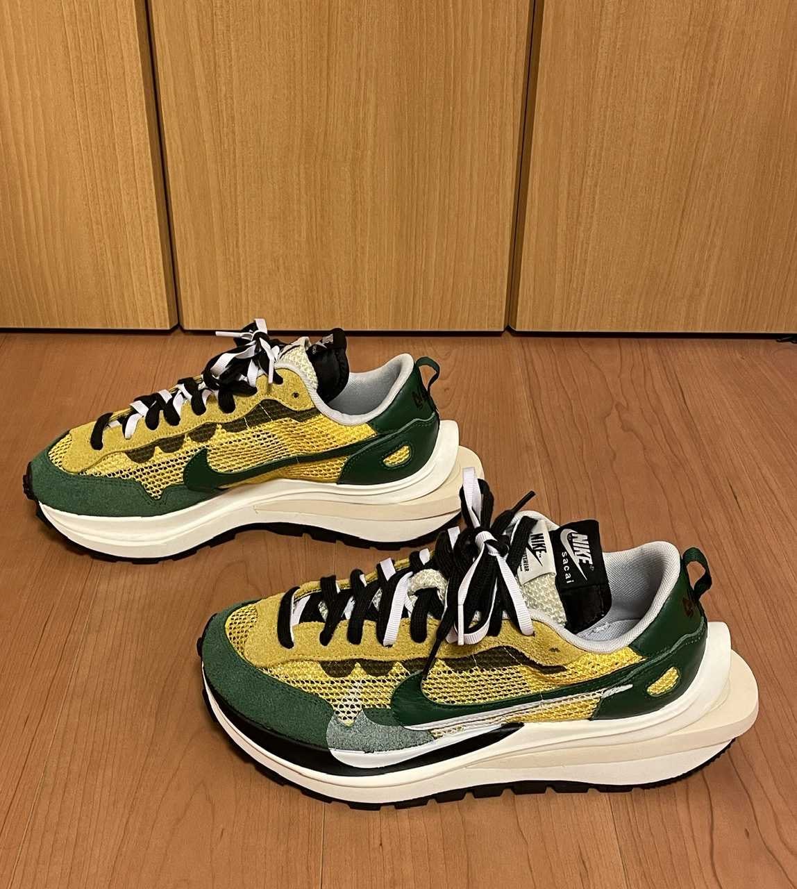 sacai × Nike Vapor Waffle "Tour Yellow/Stadium Green-Sail"